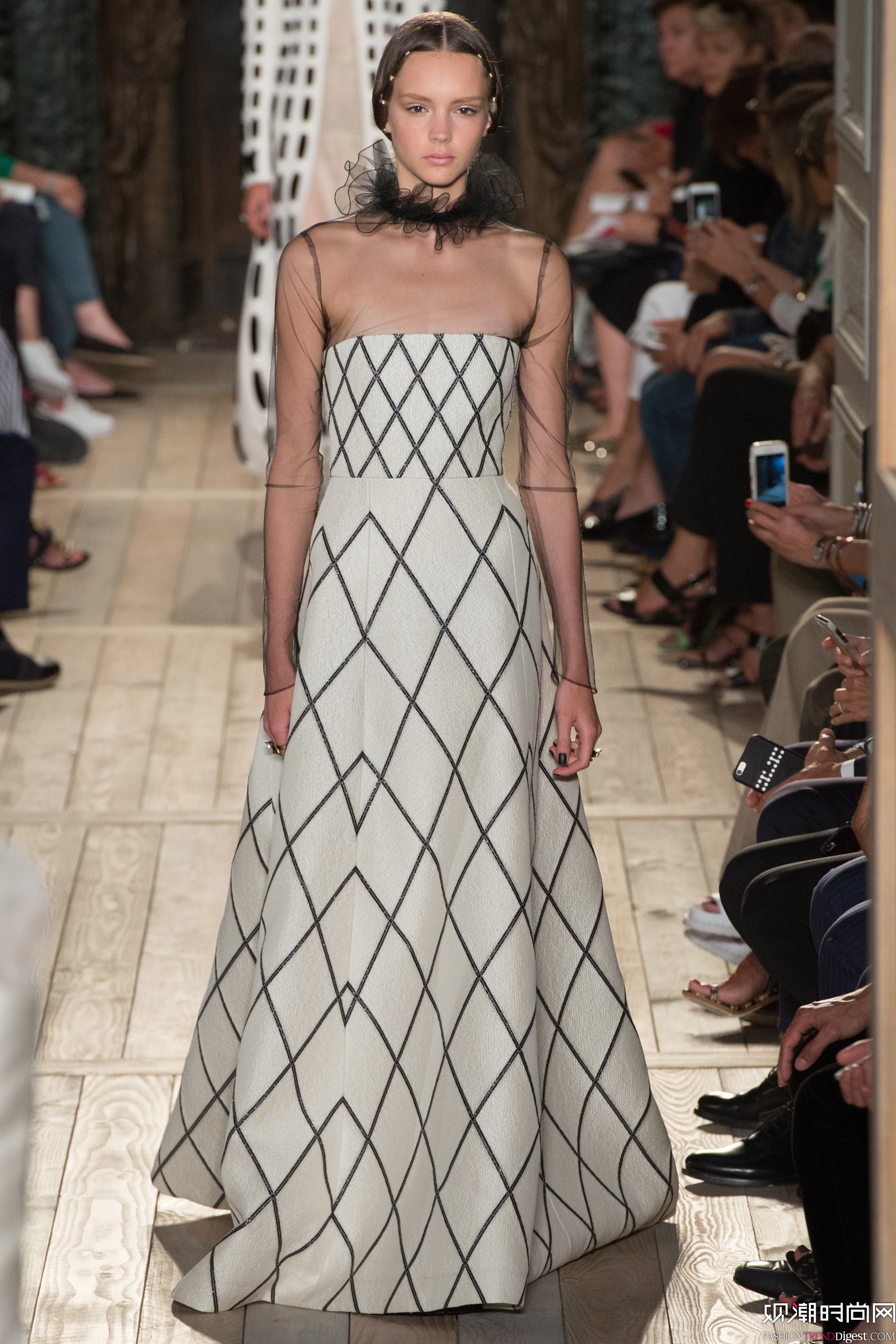 Valentino 2016ﶬ߶rbܸDƬ
