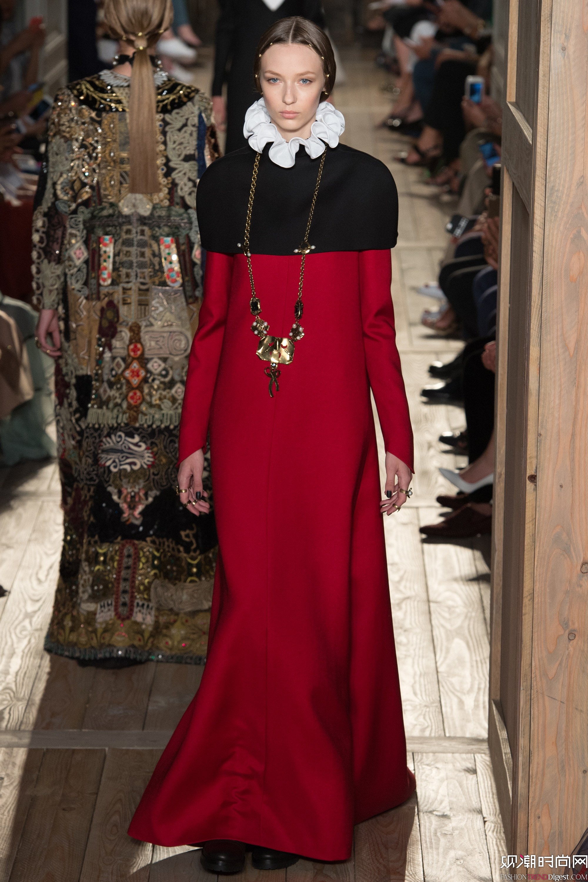 Valentino 2016ﶬ߶ʱװܸͼƬ