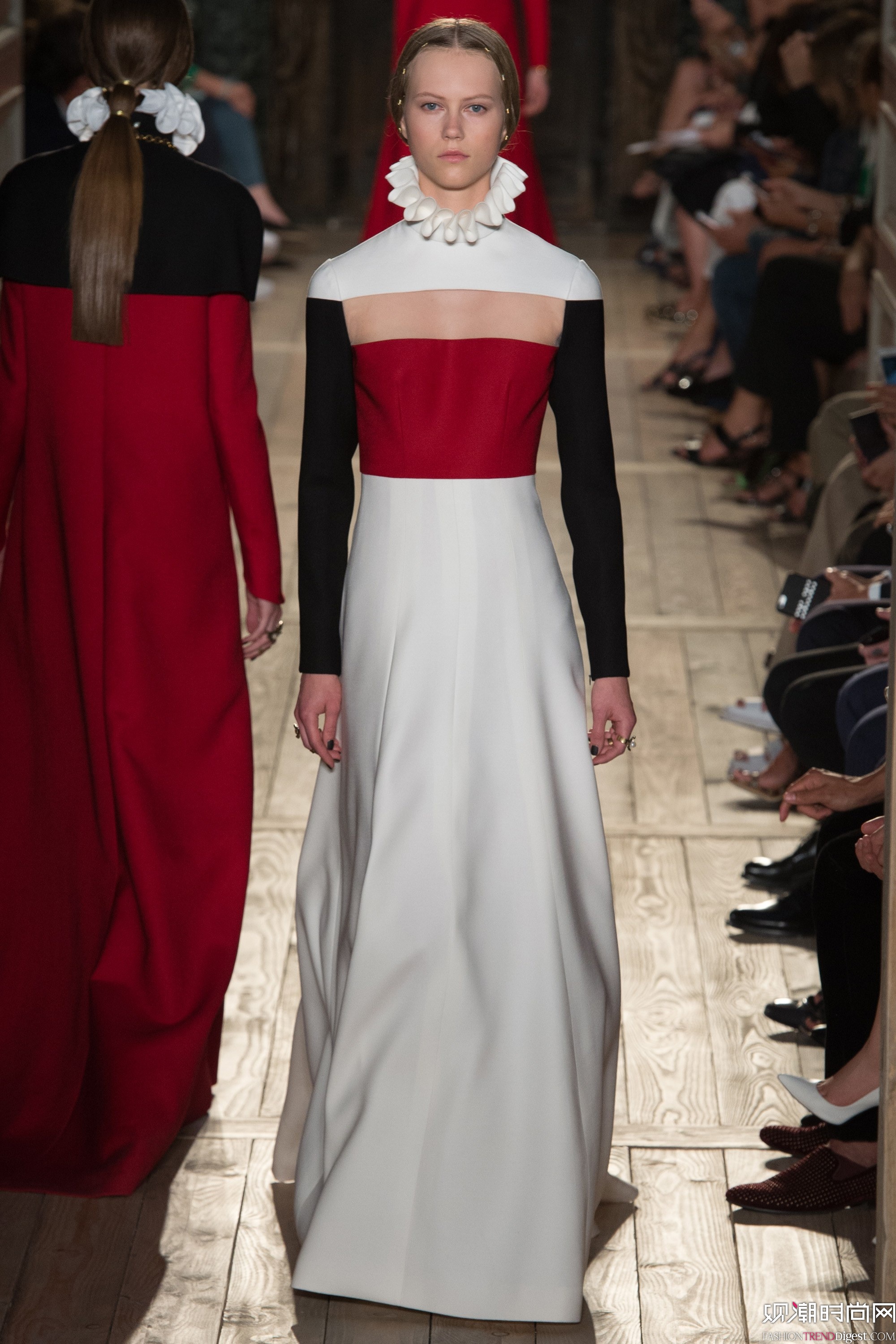 Valentino 2016ﶬ߶ʱװܸͼƬ