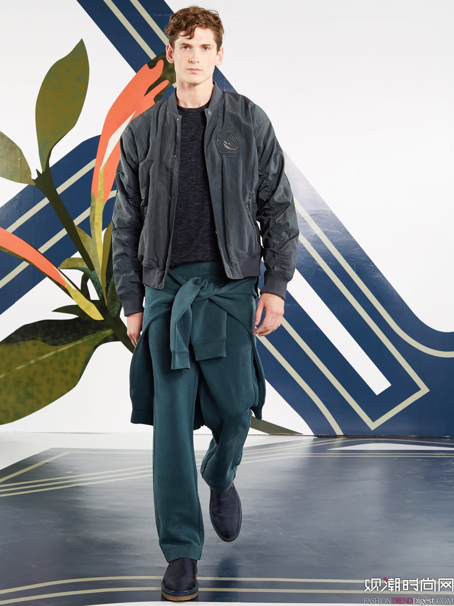 Perry Ellis 2017ϵDƬ