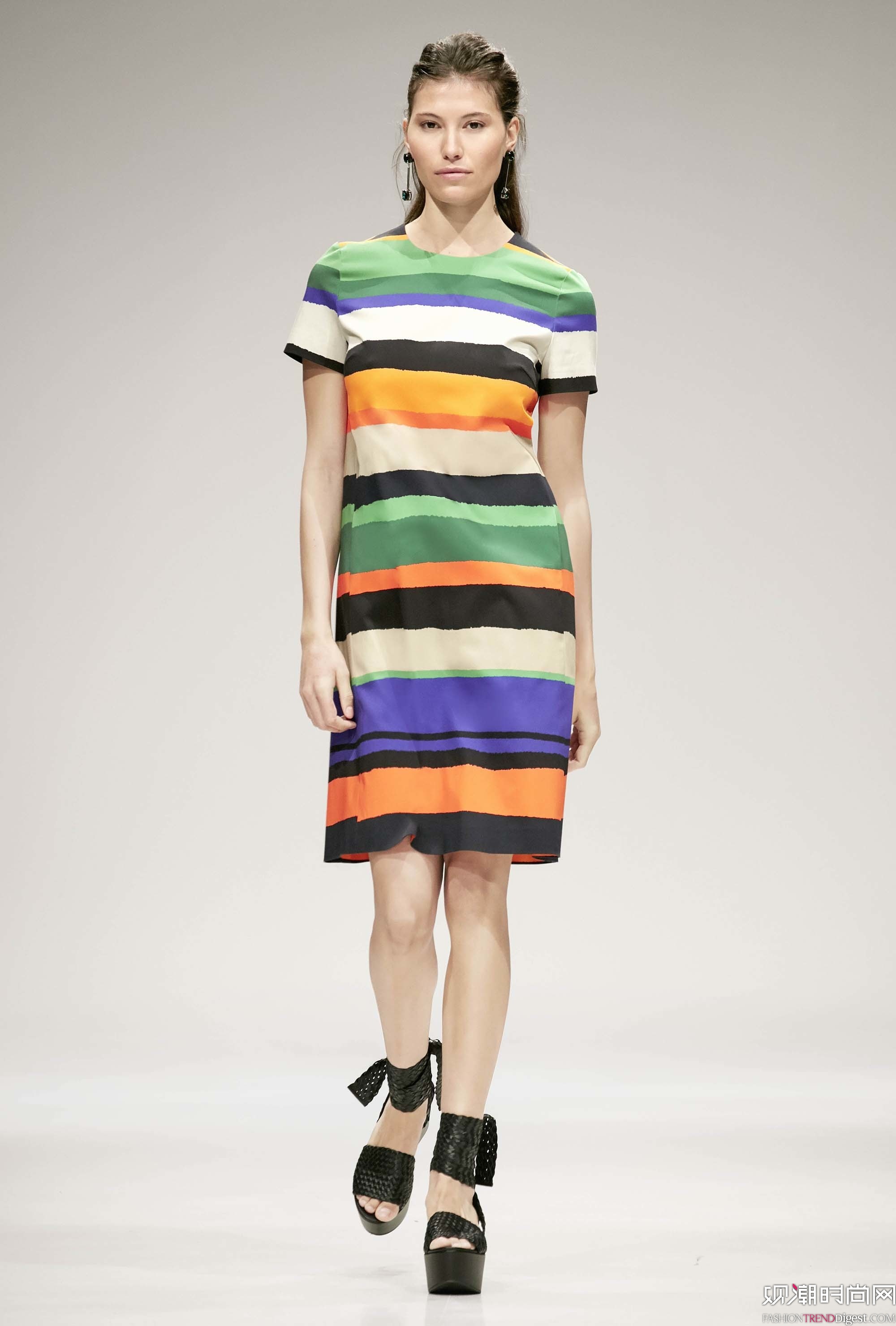 Escada 2017ϵDƬ