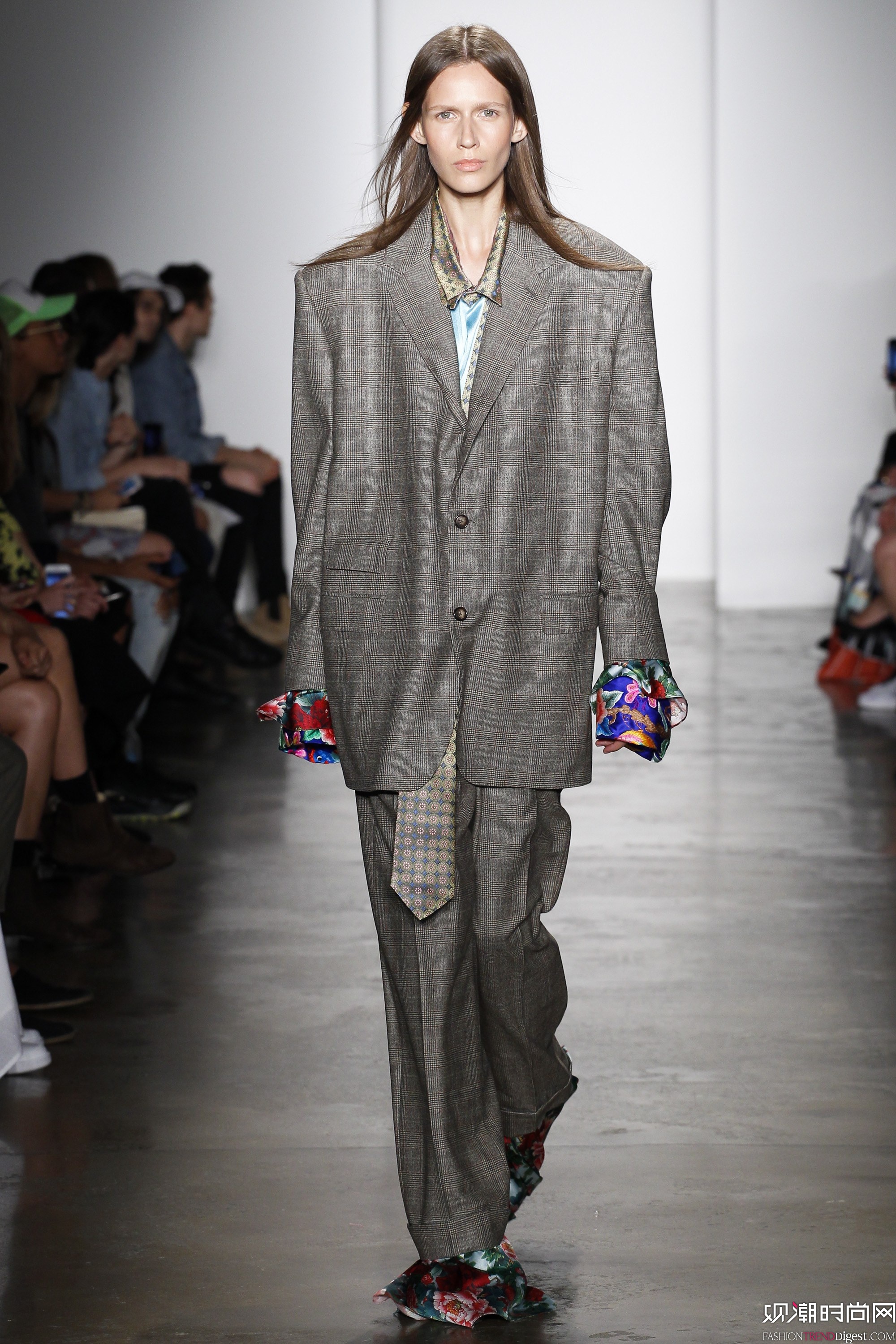 Parsons MFA 2017ļ~srbDƬ