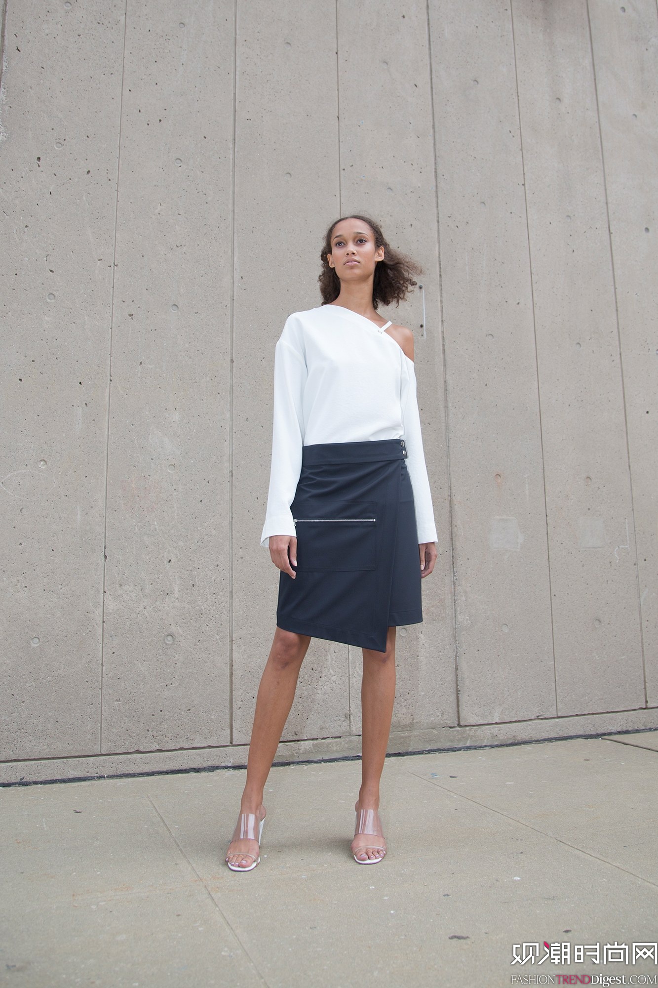 Nomia 2017ϵLookBookDƬ