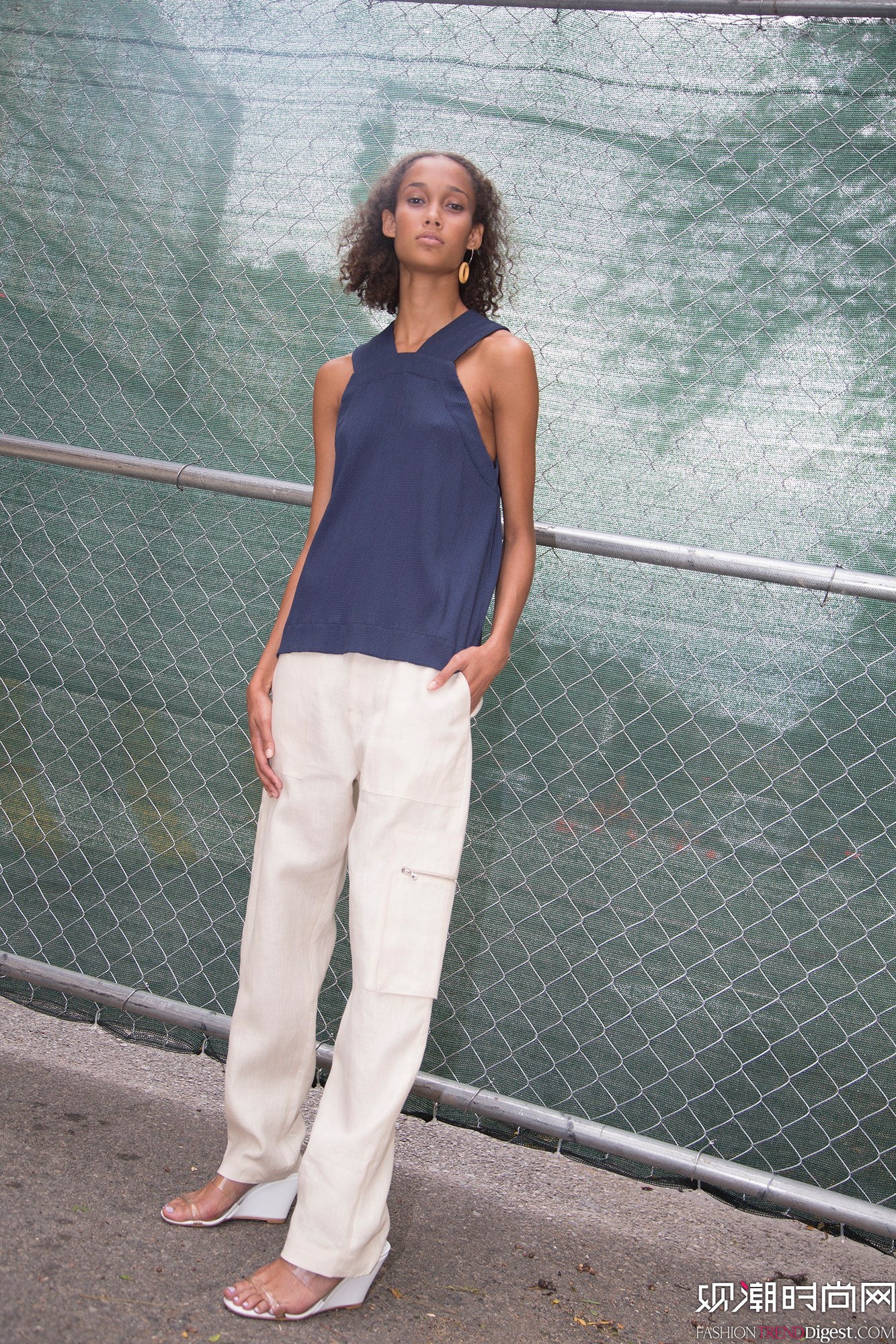 Nomia 2017ϵLookBookDƬ