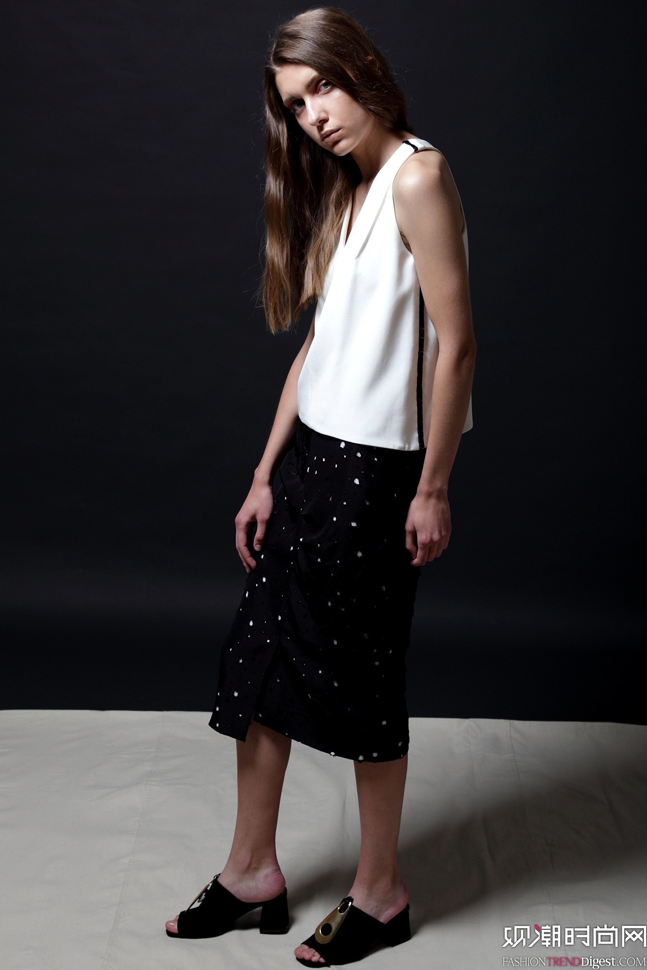 Haus Alkire 2017ϵlookbookDƬ