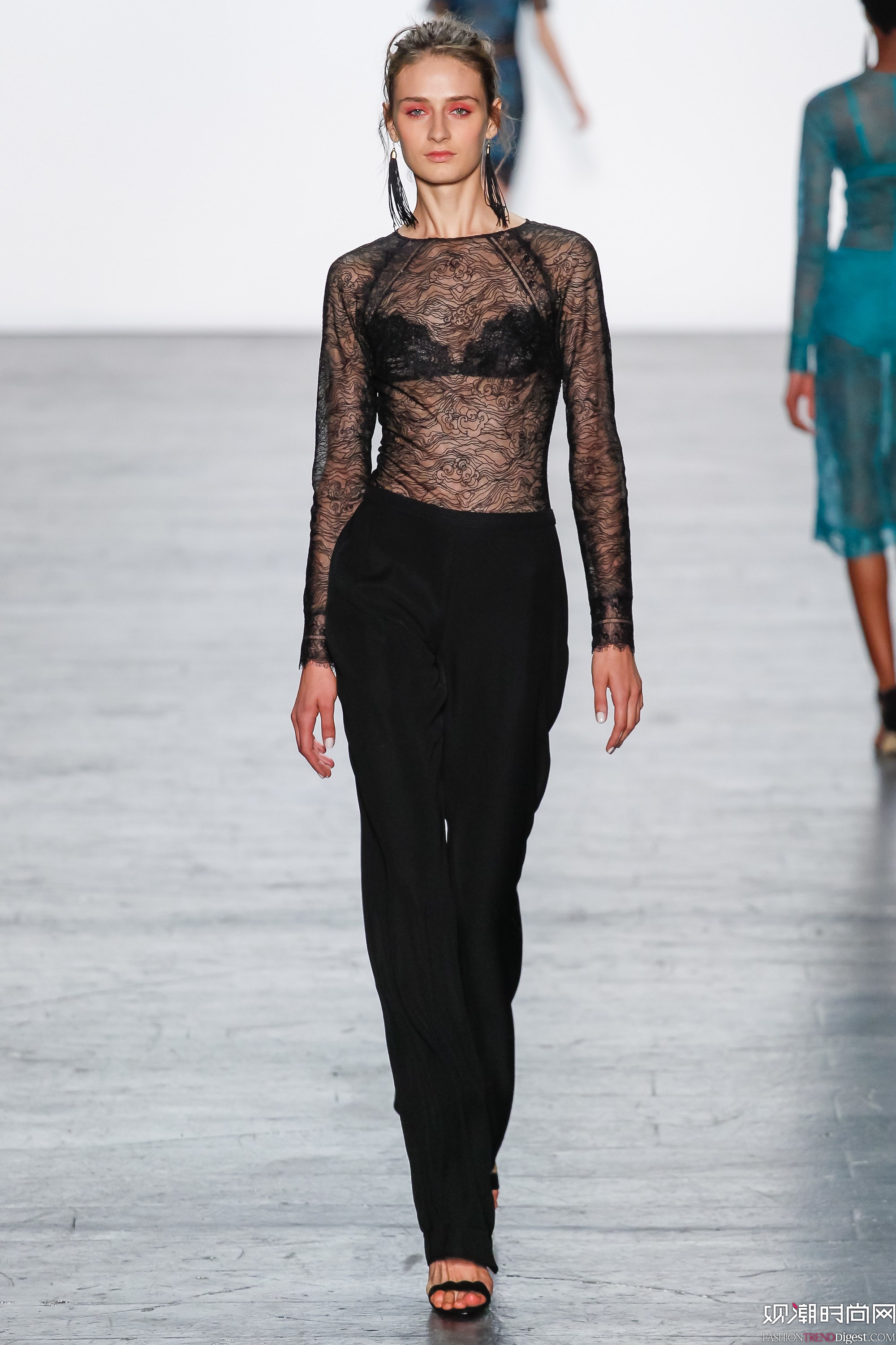Tadashi Shoji 2017ϵDƬ