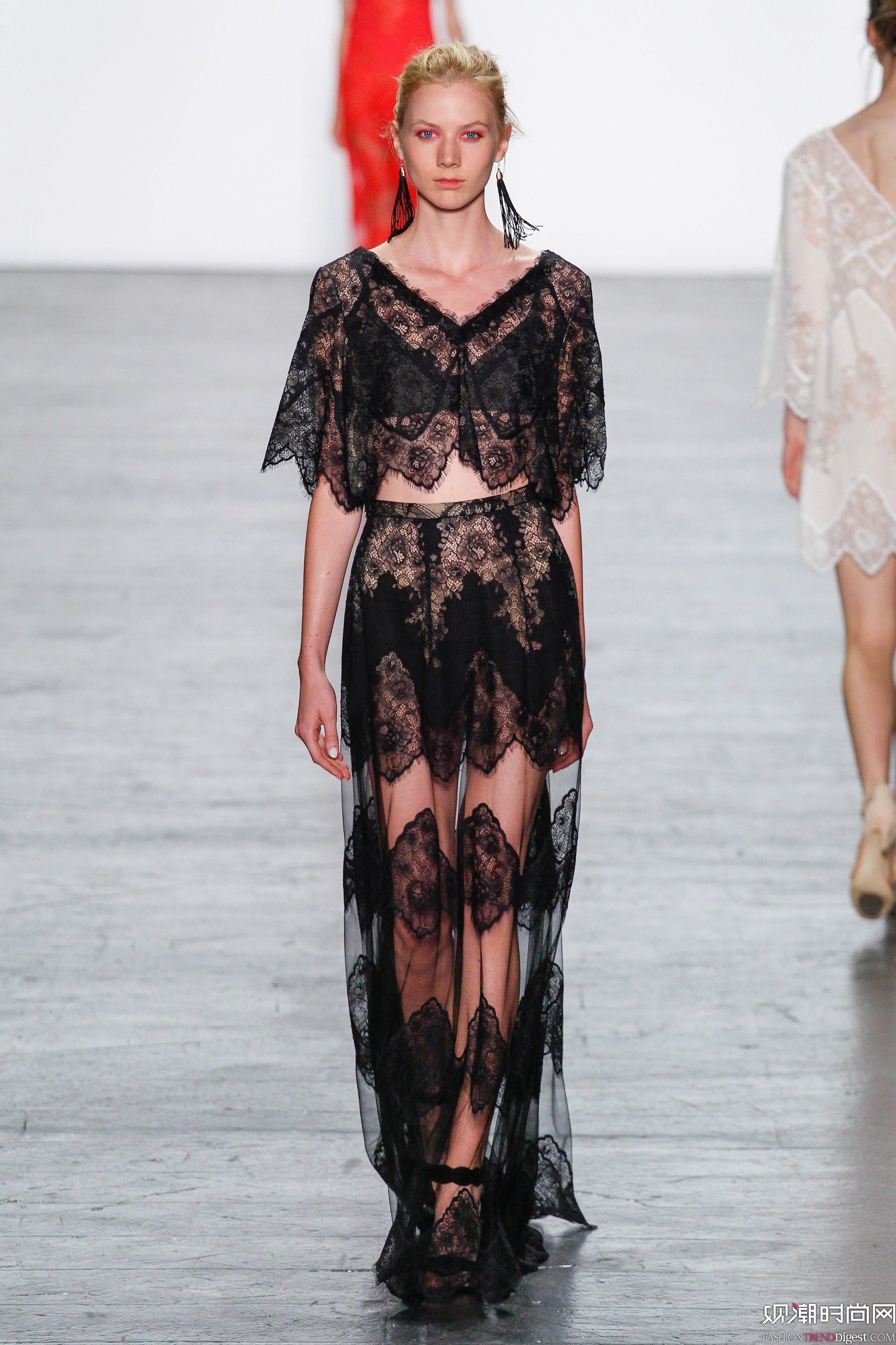 Tadashi Shoji 2017ϵDƬ