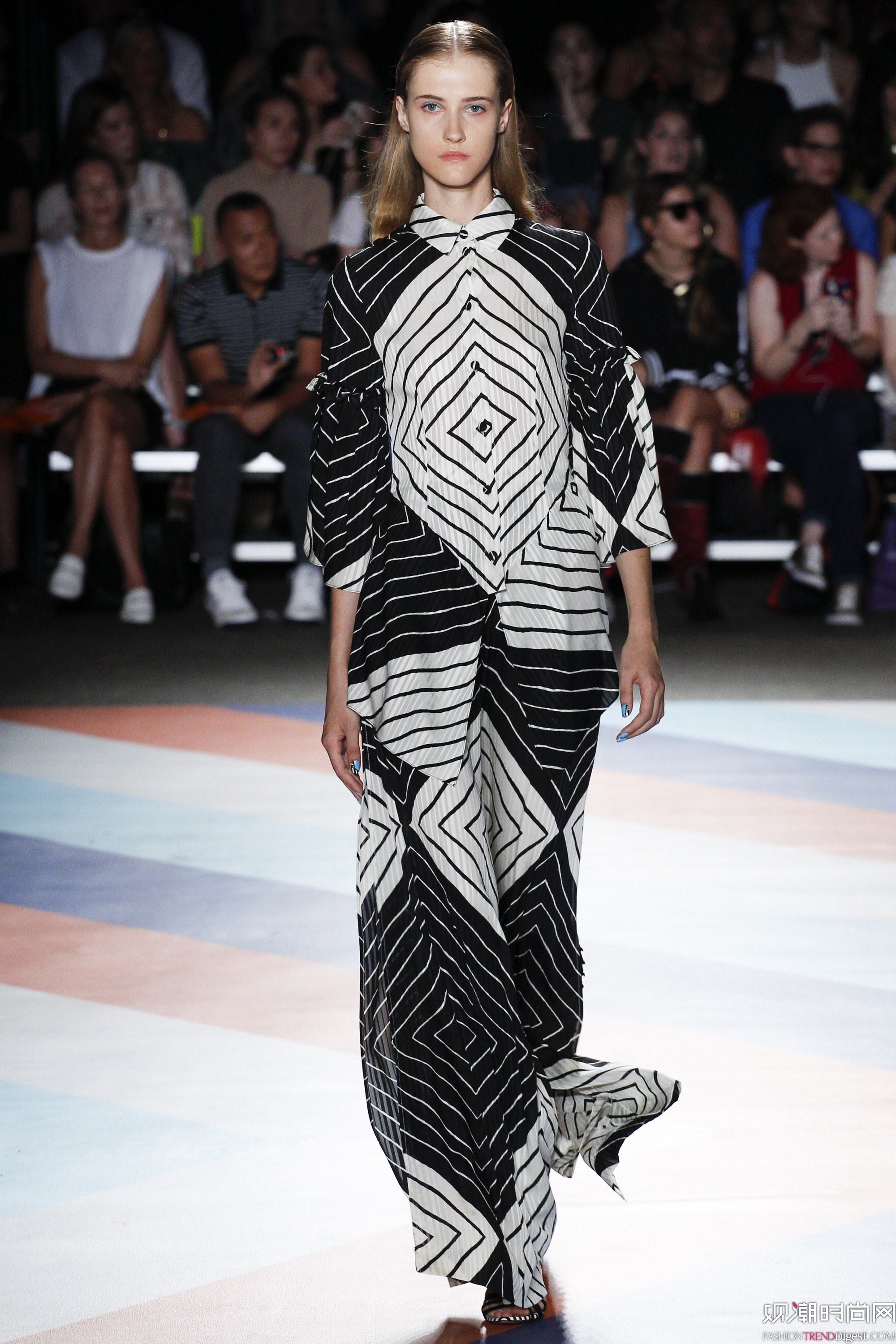Christian Siriano 2017ϵDƬ