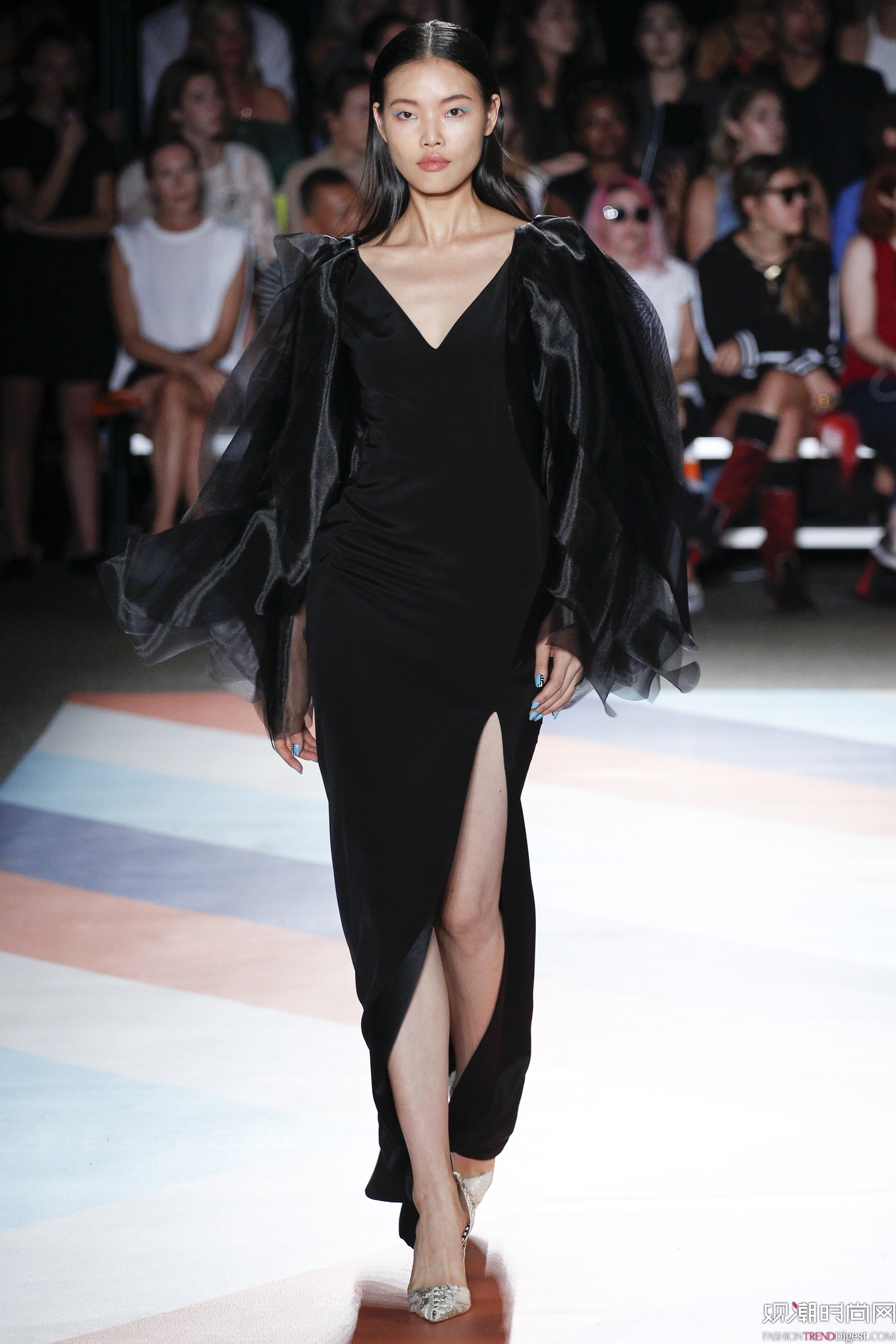 Christian Siriano 2017ϵDƬ