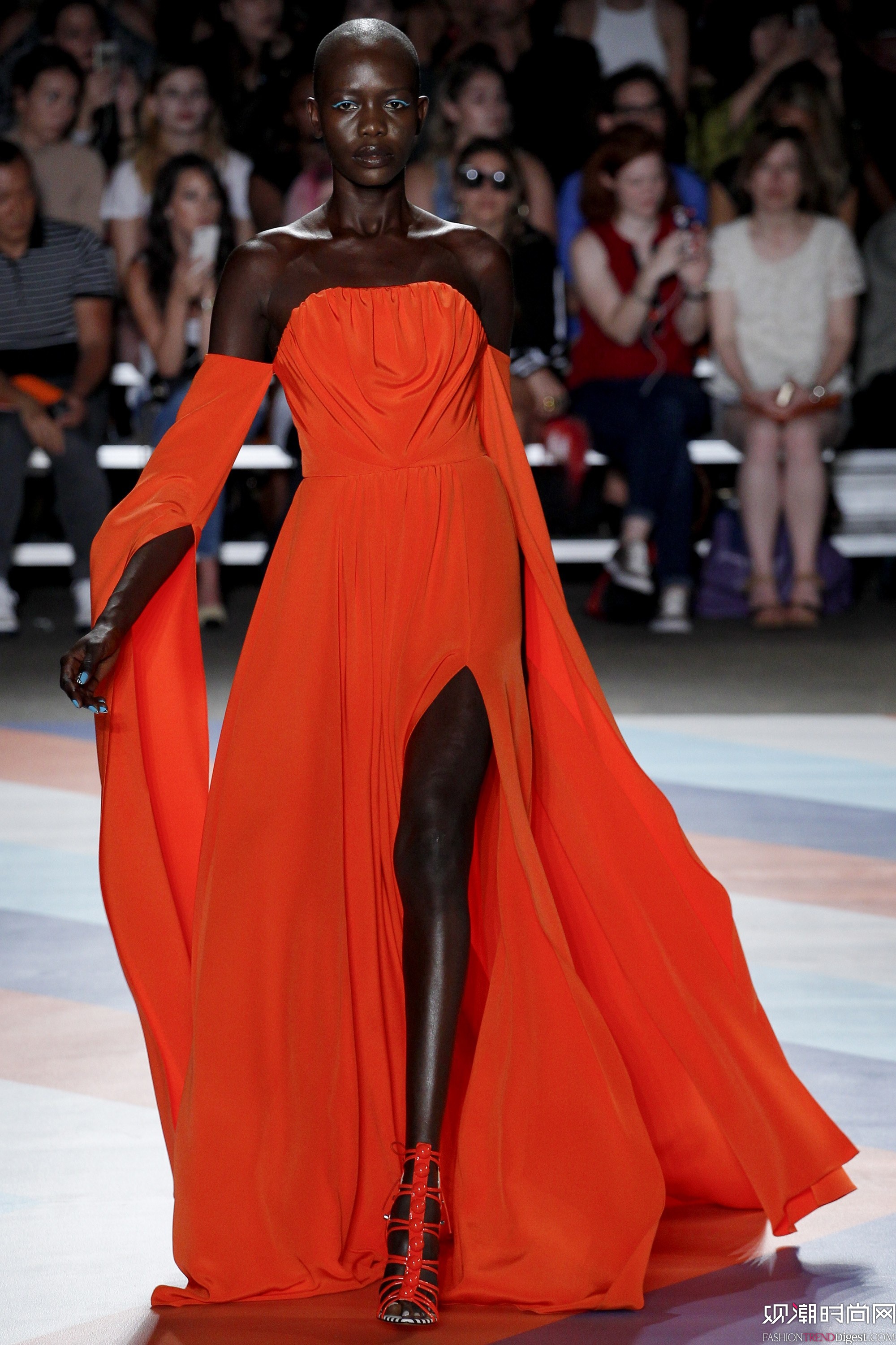 Christian Siriano 2017ϵDƬ