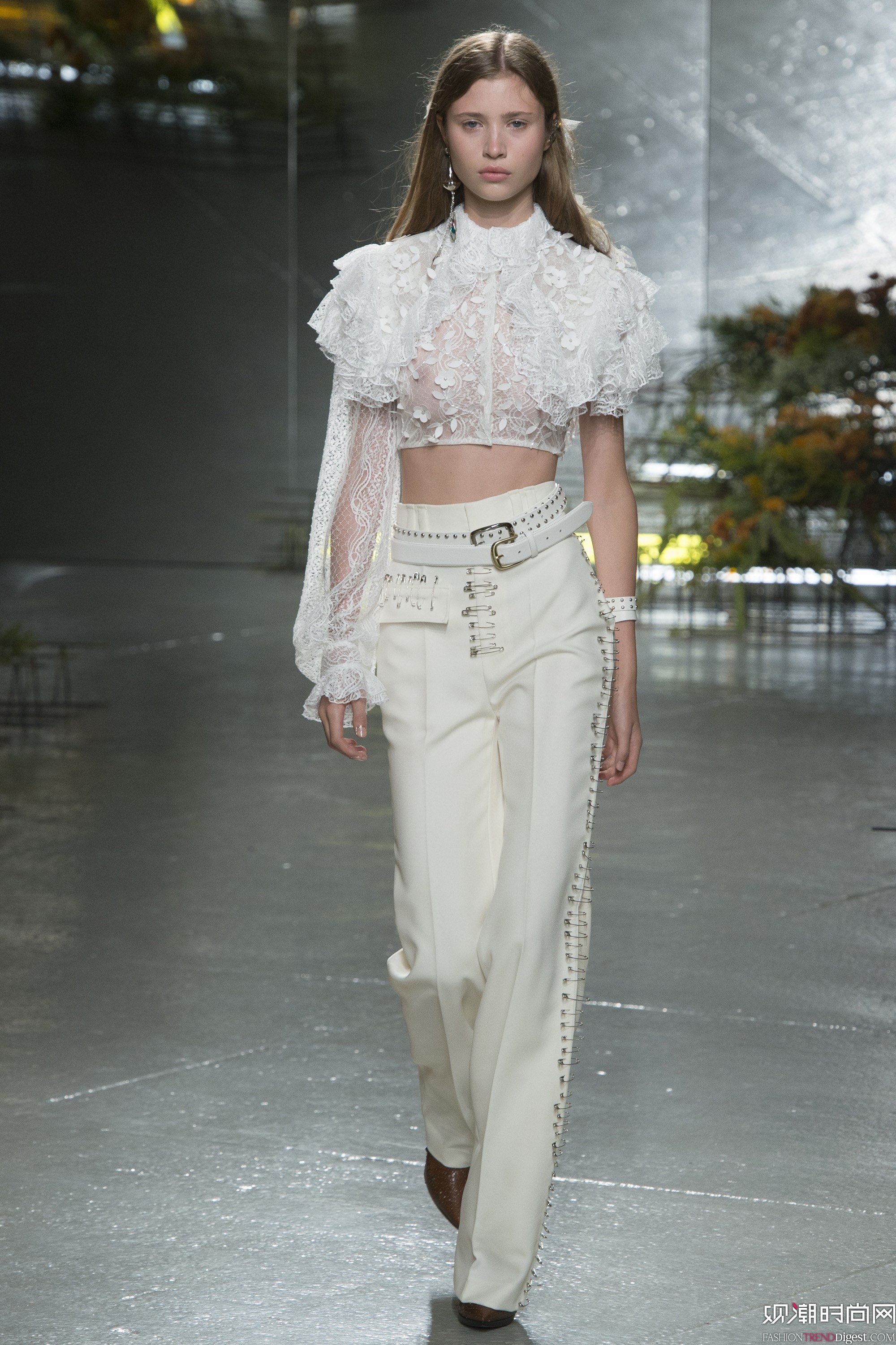 Rodarte 2017紺~sr(sh)bܳϵаl(f)DƬ