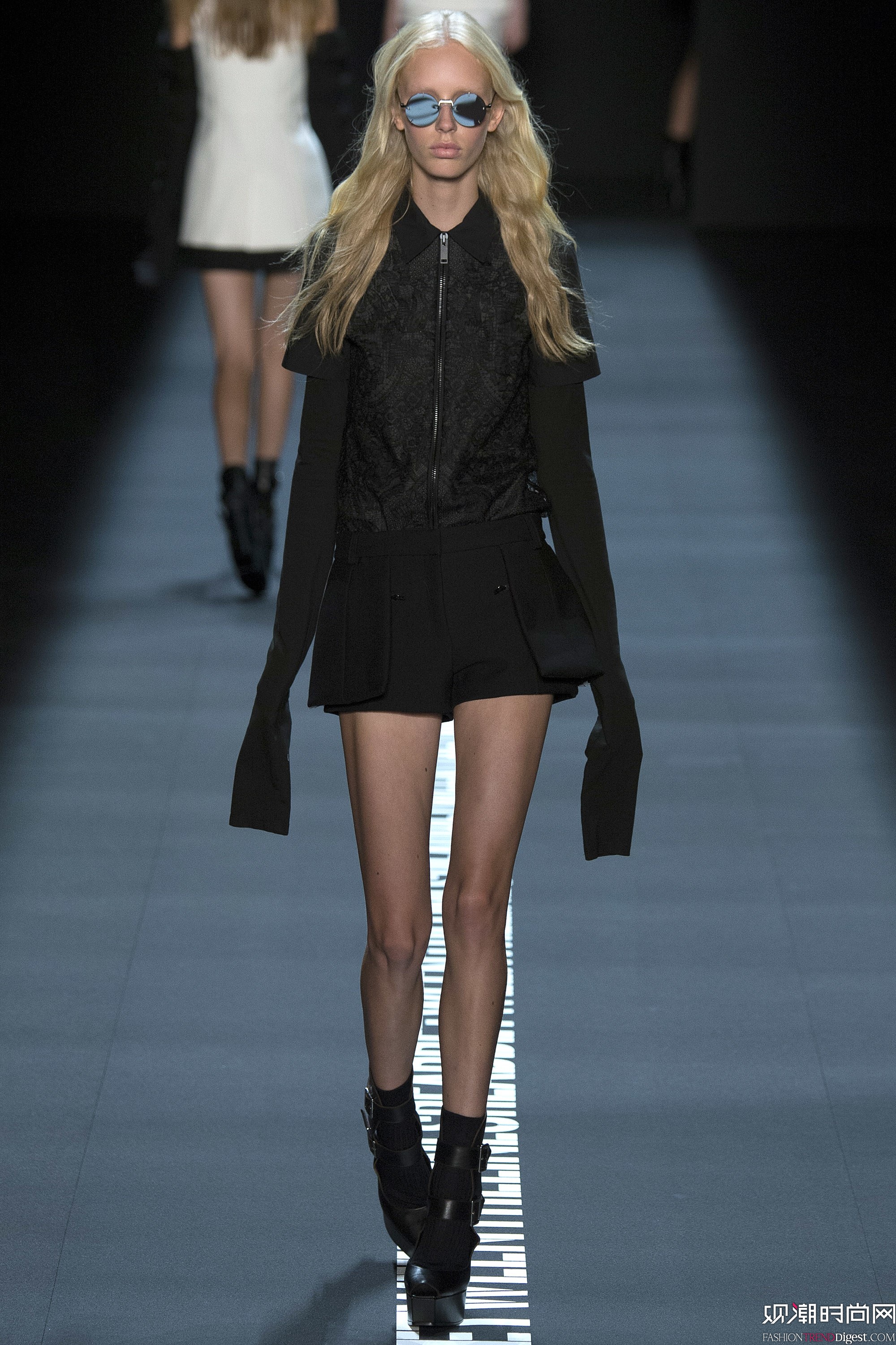 Vera Wang 2017紺~srbܳϵаlDƬ