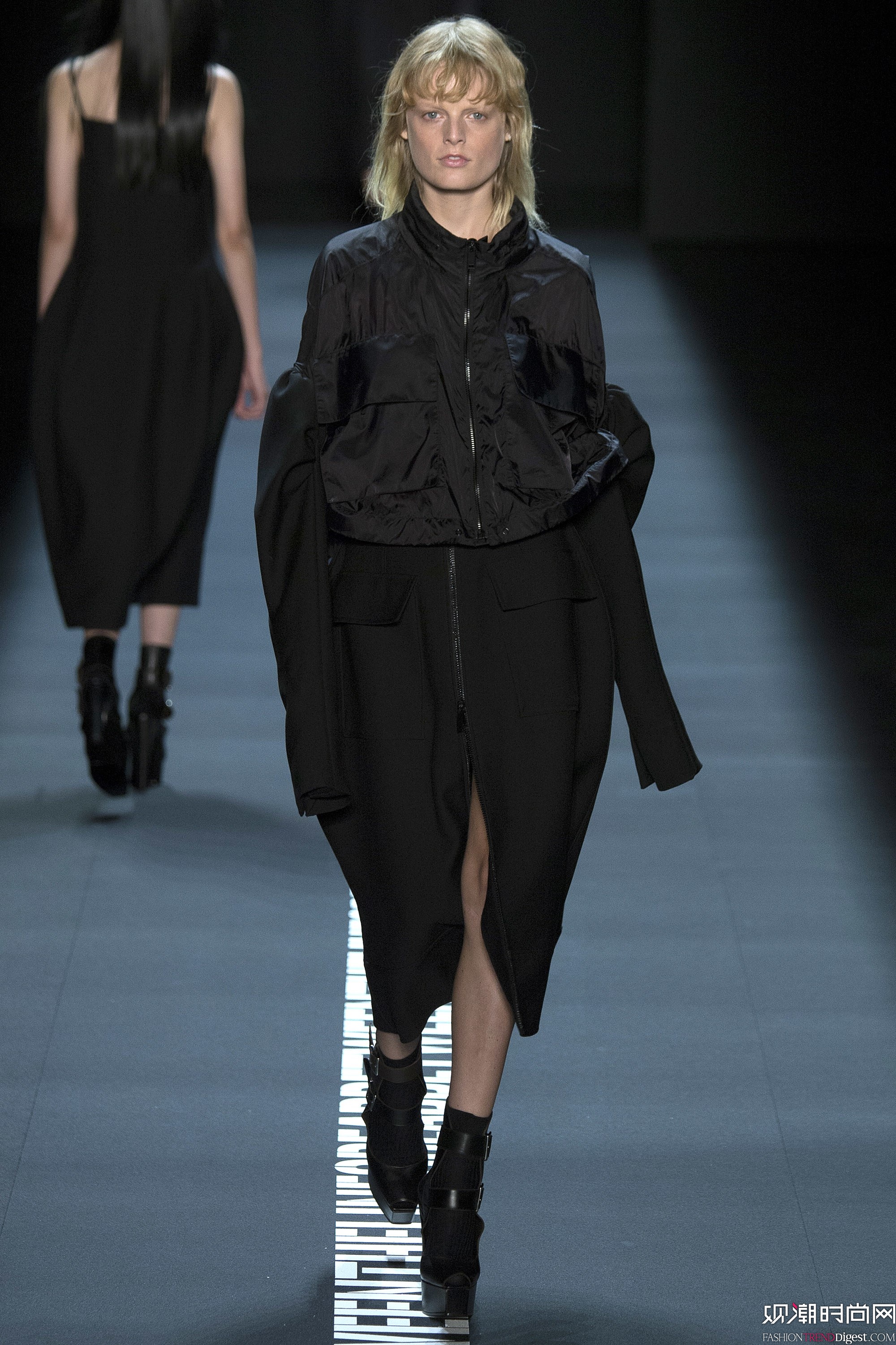Vera Wang 2017紺~srbܳϵаlDƬ