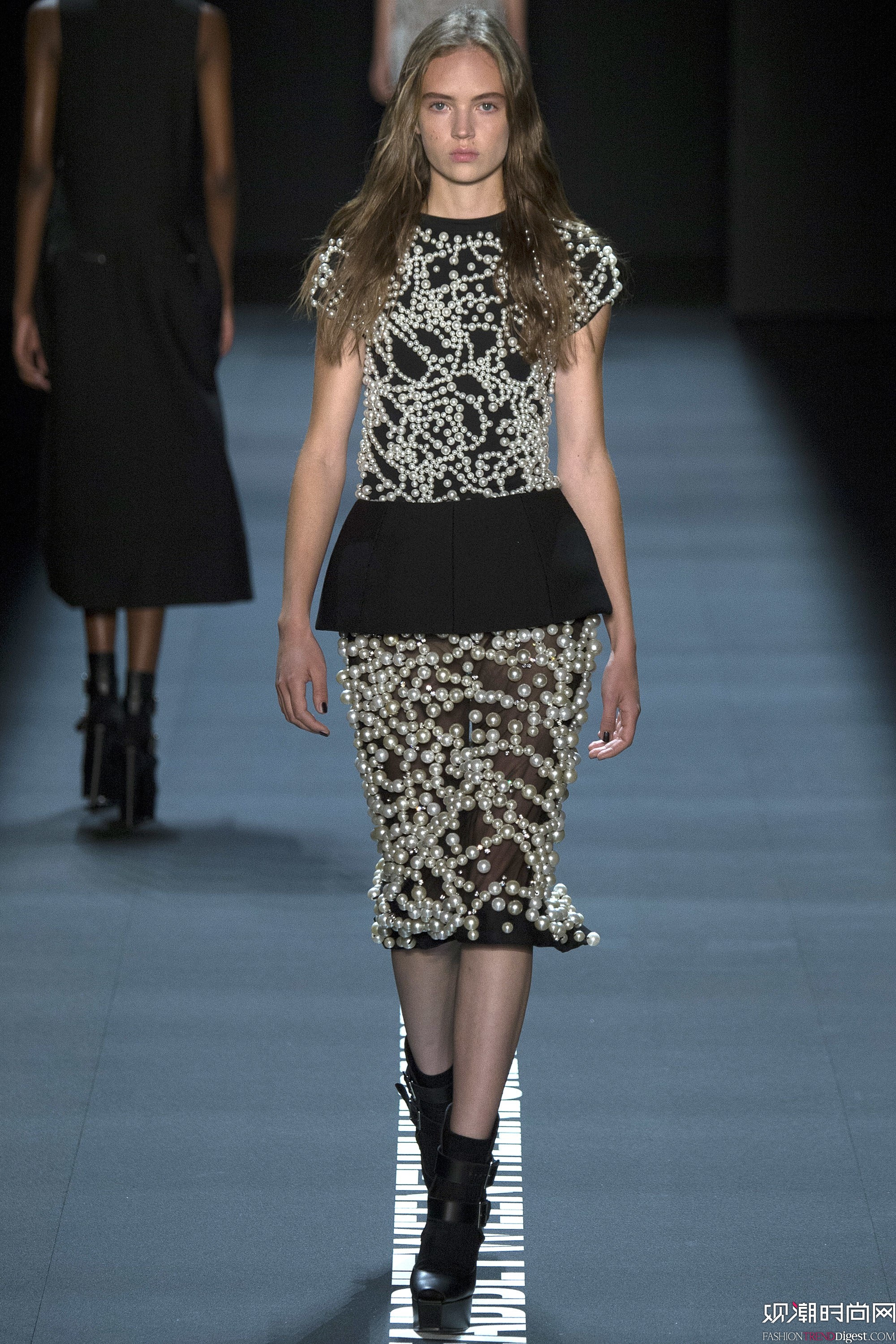 Vera Wang 2017紺~srbܳϵаlDƬ
