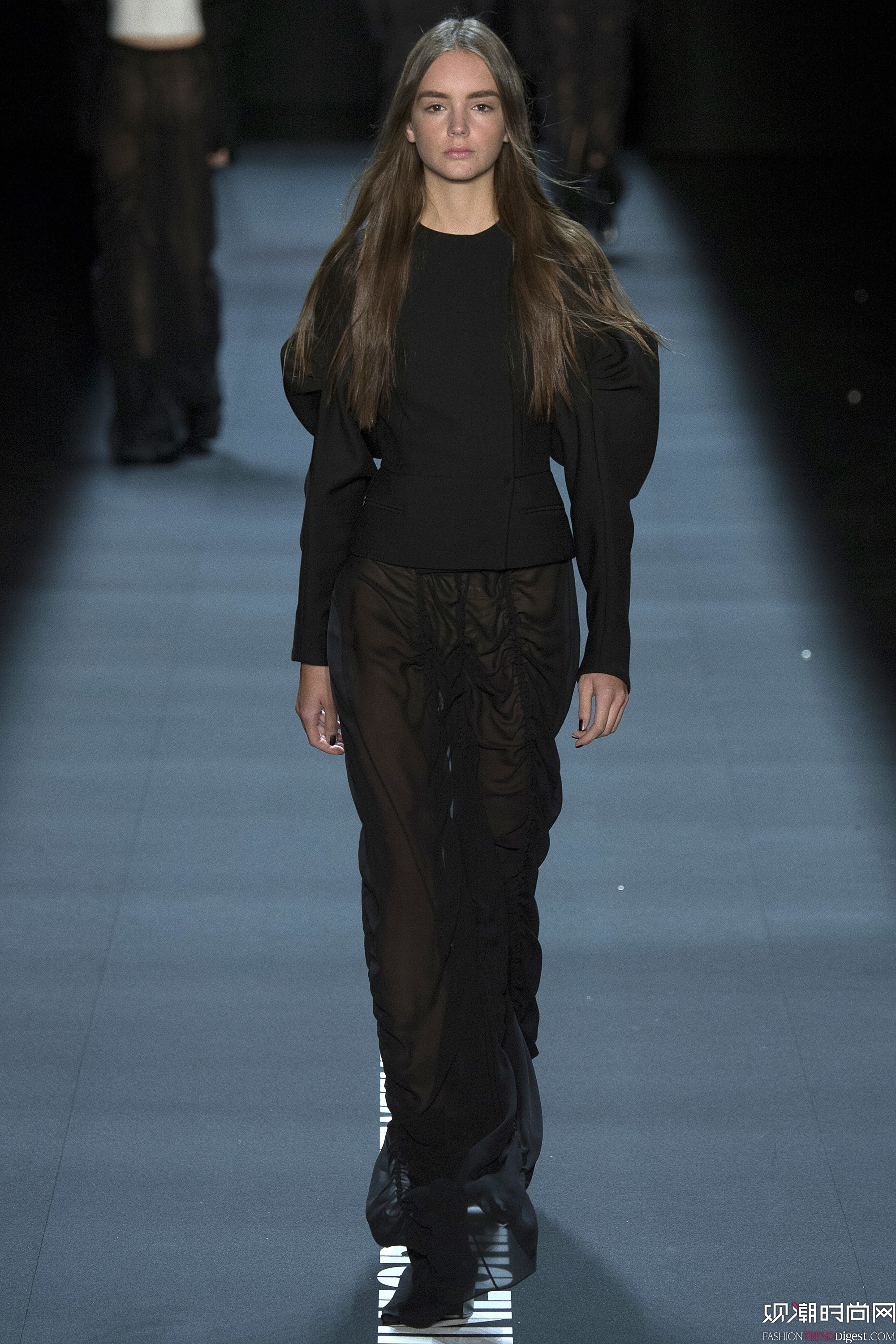 Vera Wang 2017紺~srbܳϵаlDƬ