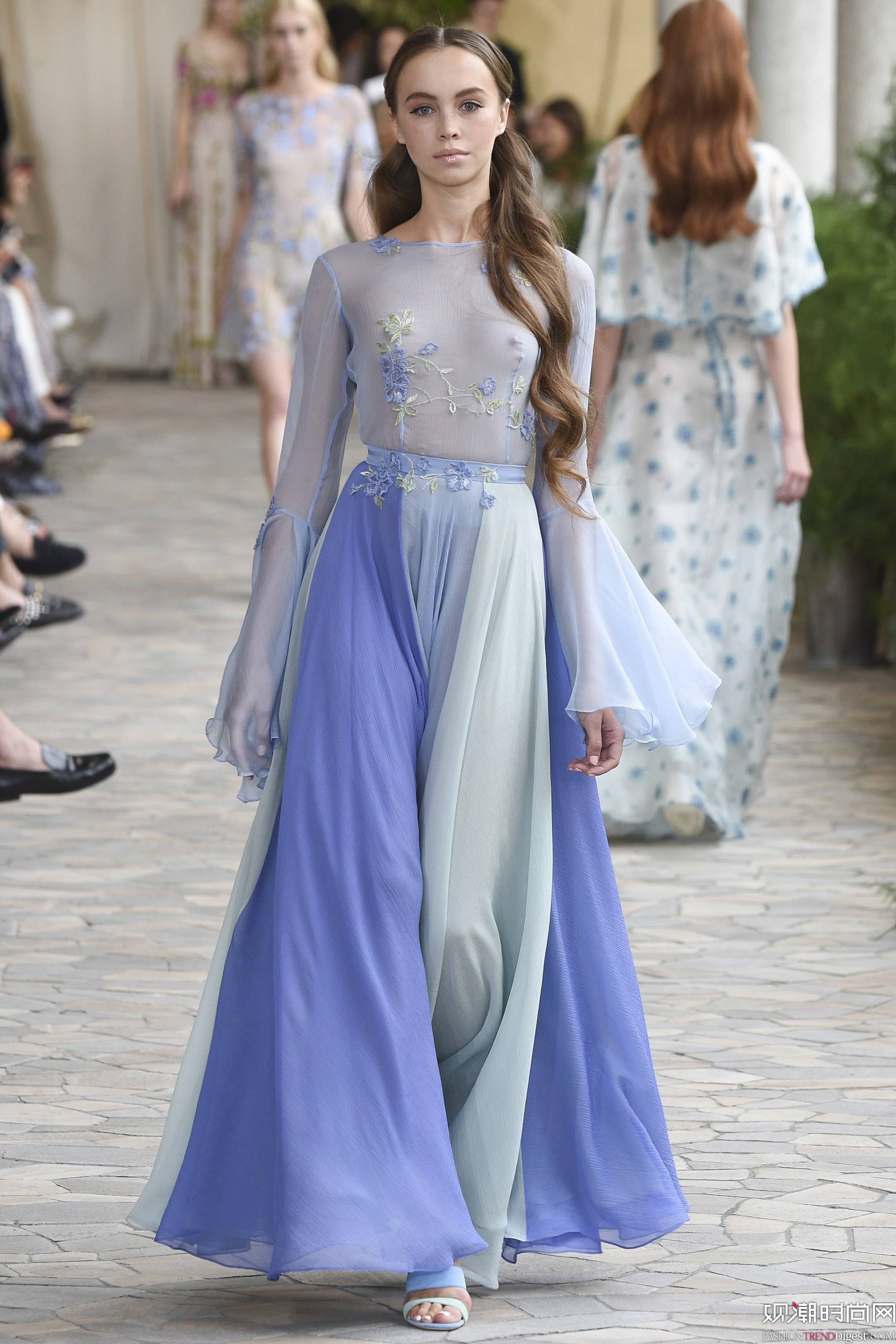Luisa Beccaria 2017ϵDƬ