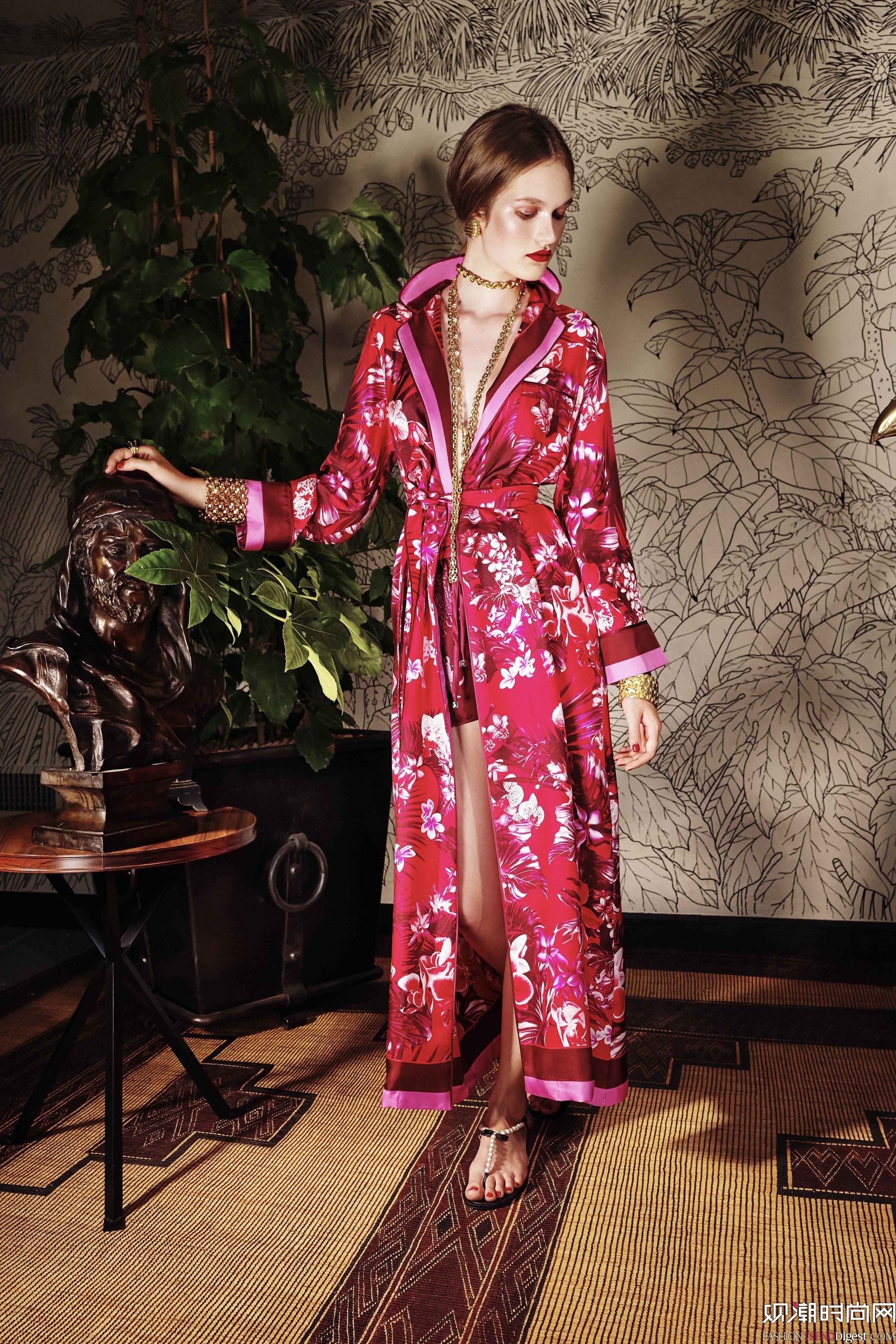 For Restless Sleepers 2017ϵLookBookDƬ