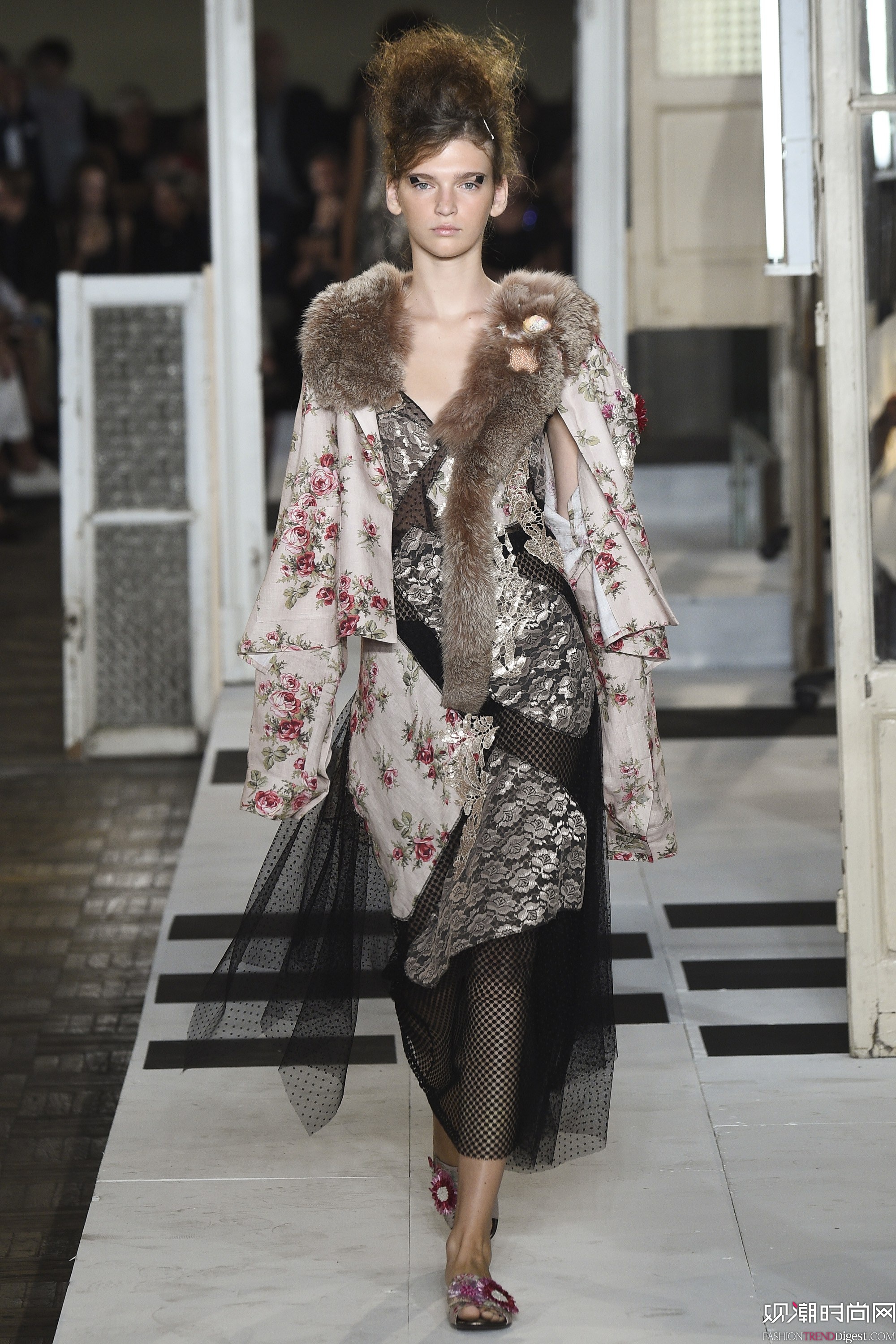 Antonio Marras 2017ϵDƬ