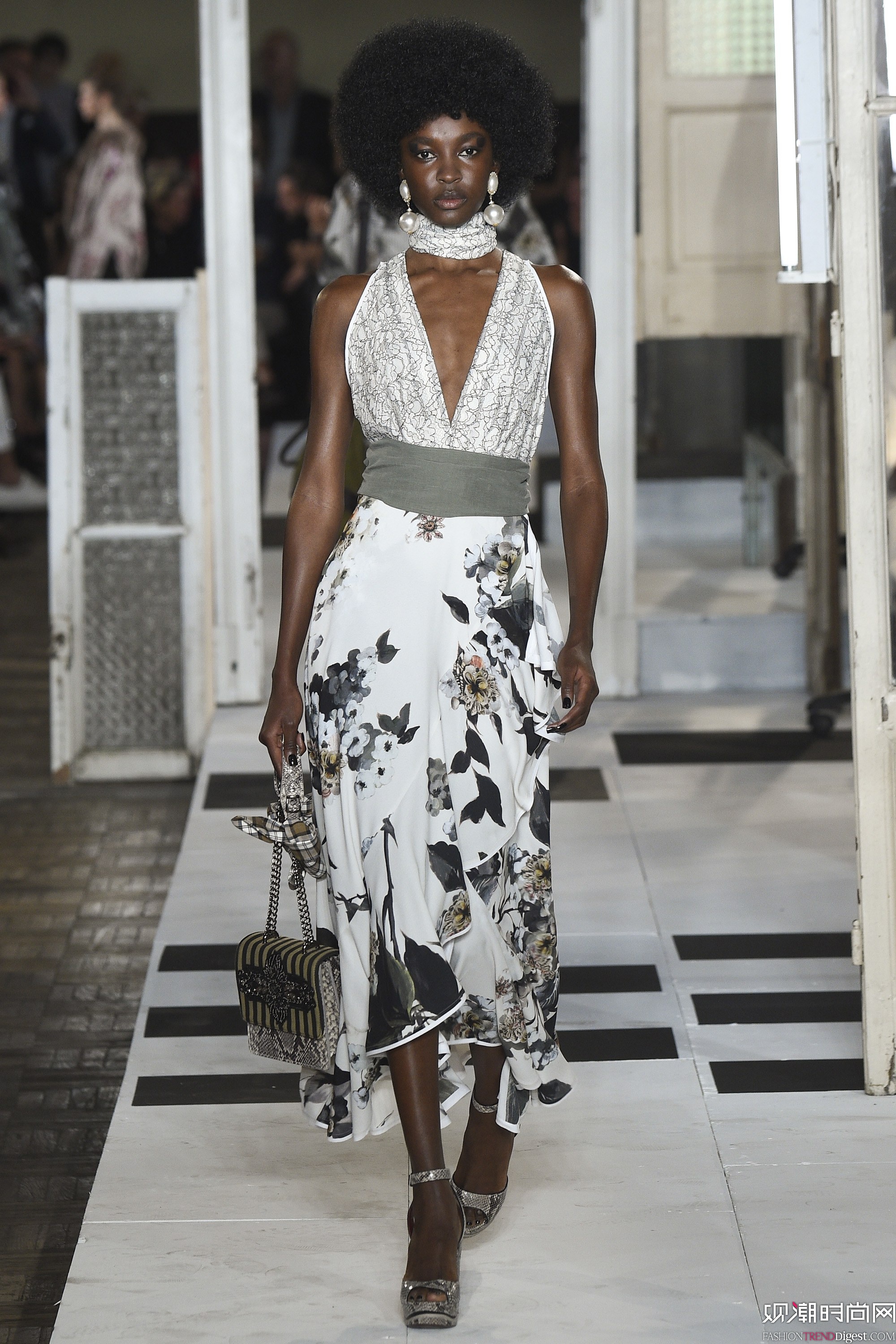 Antonio Marras 2017ϵDƬ