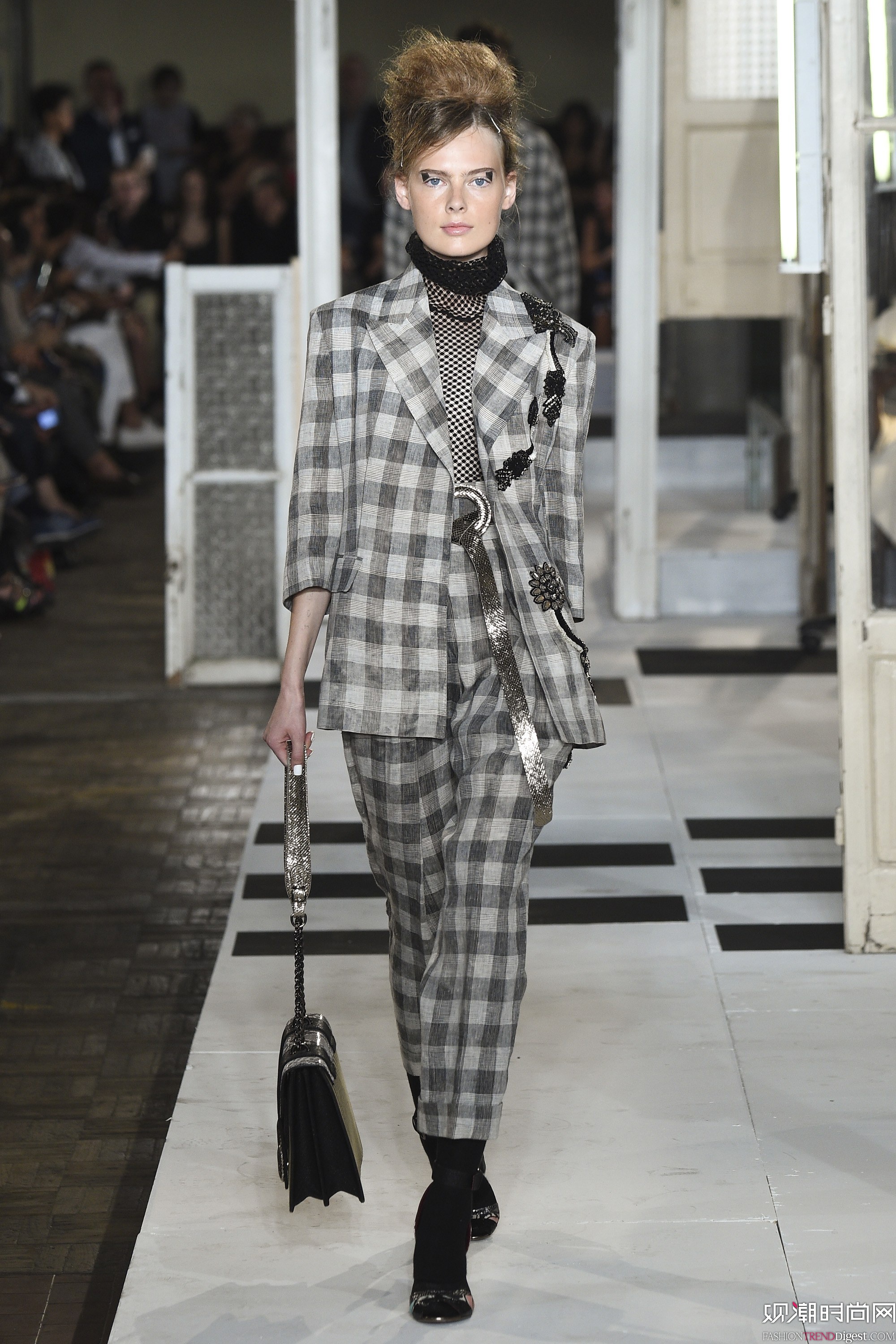 Antonio Marras 2017ϵDƬ