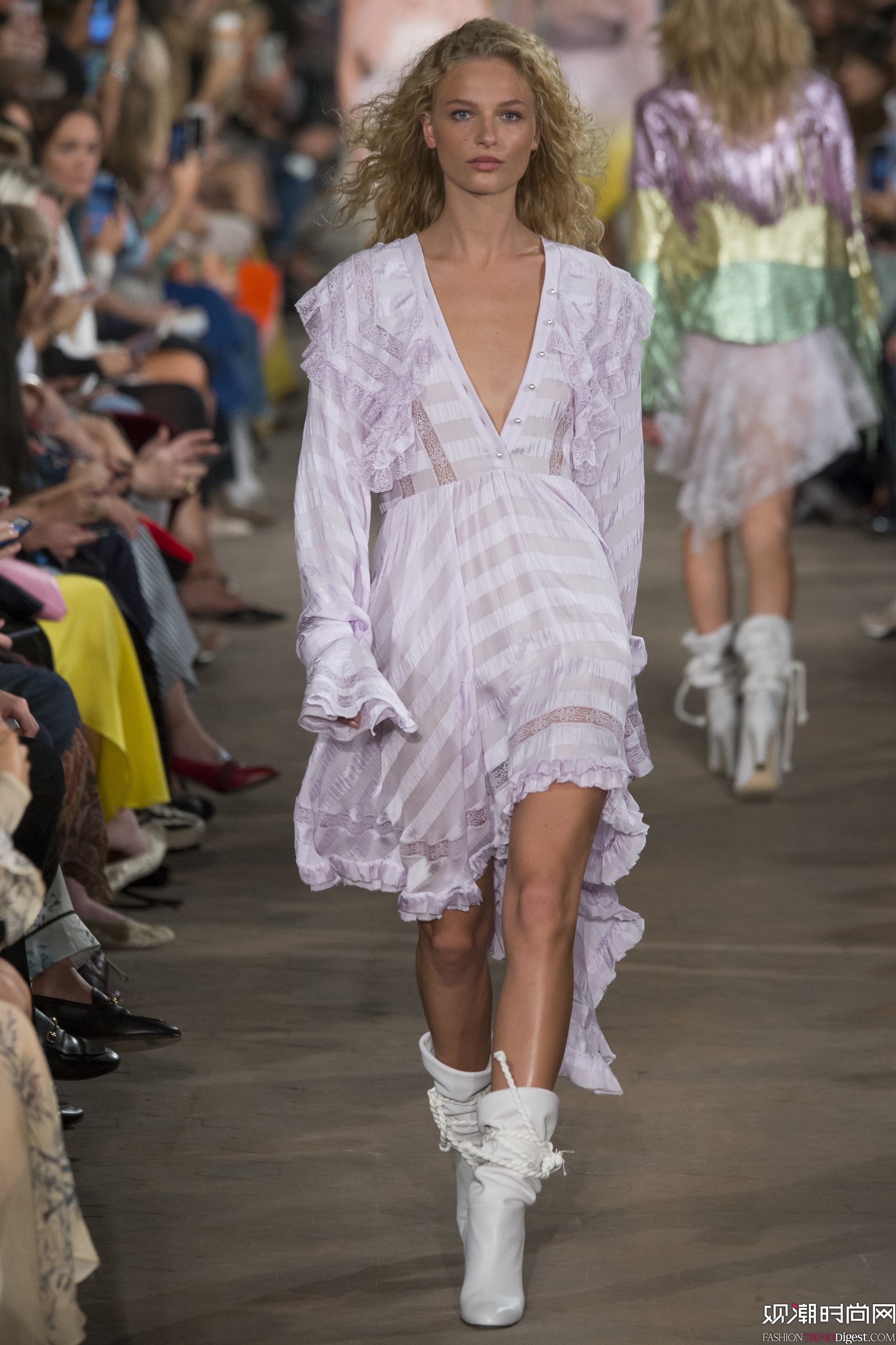 Philosophy di Lorenzo Serafini 2017ϵDƬ