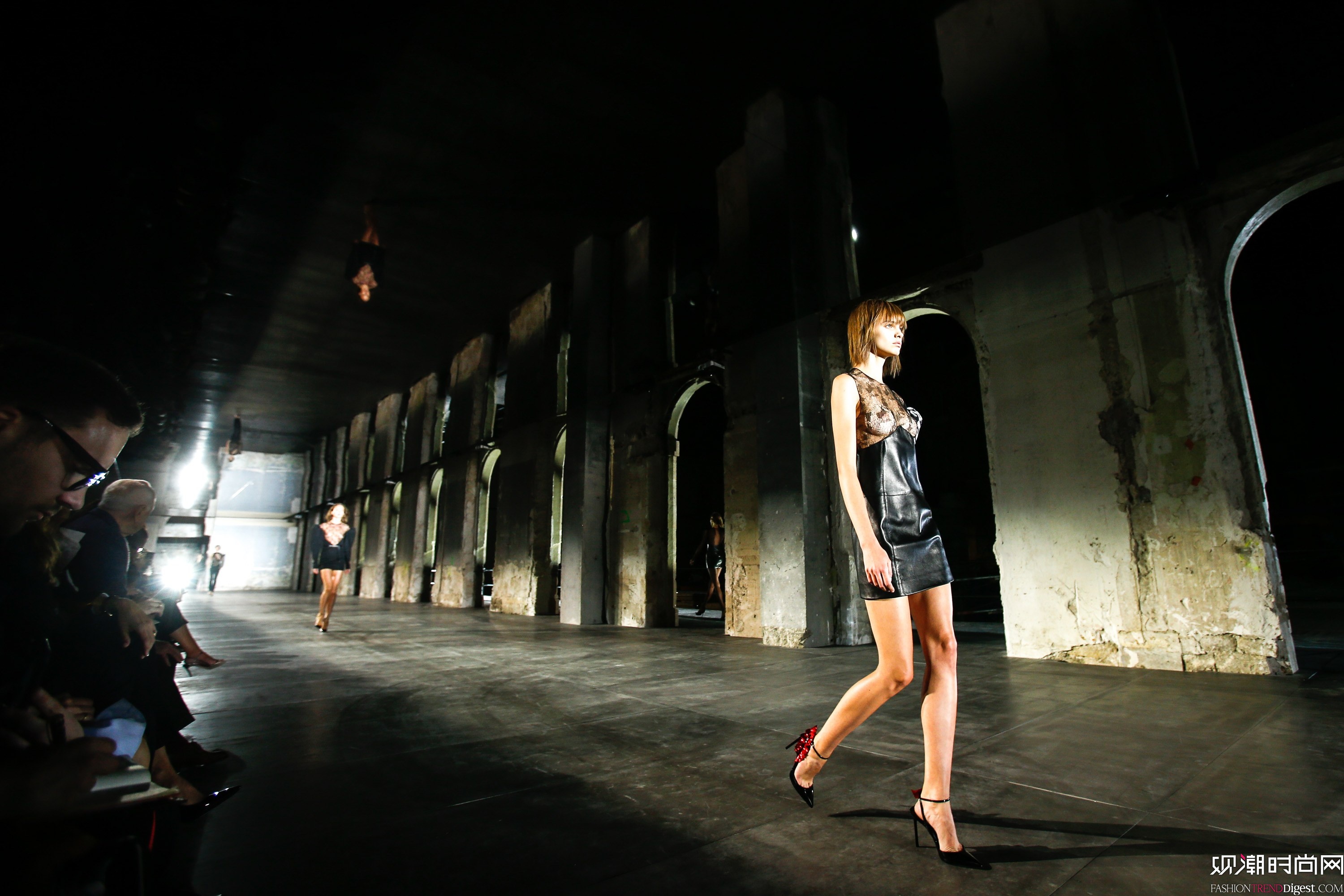 Saint Laurent 2017ϵDƬ