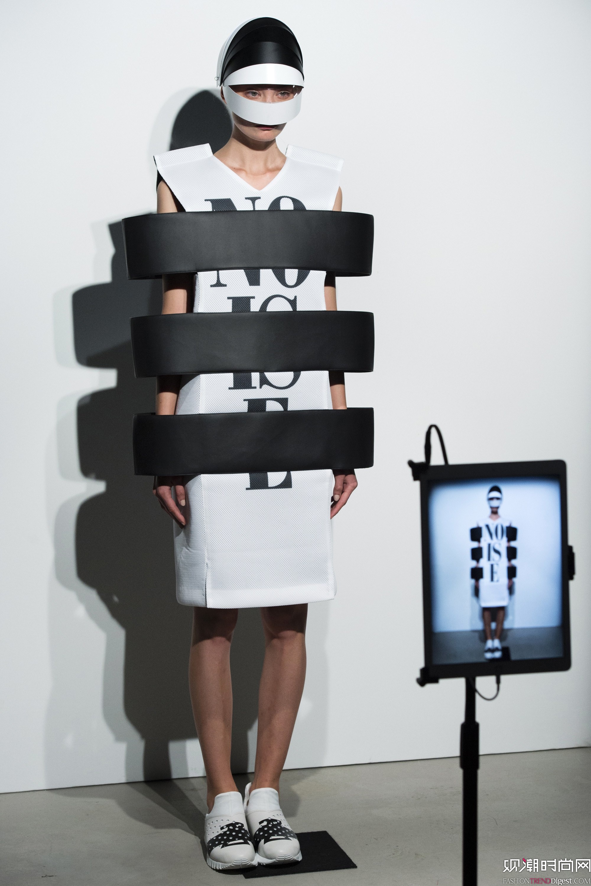 Anrealage 2017ϵLookBookDƬ