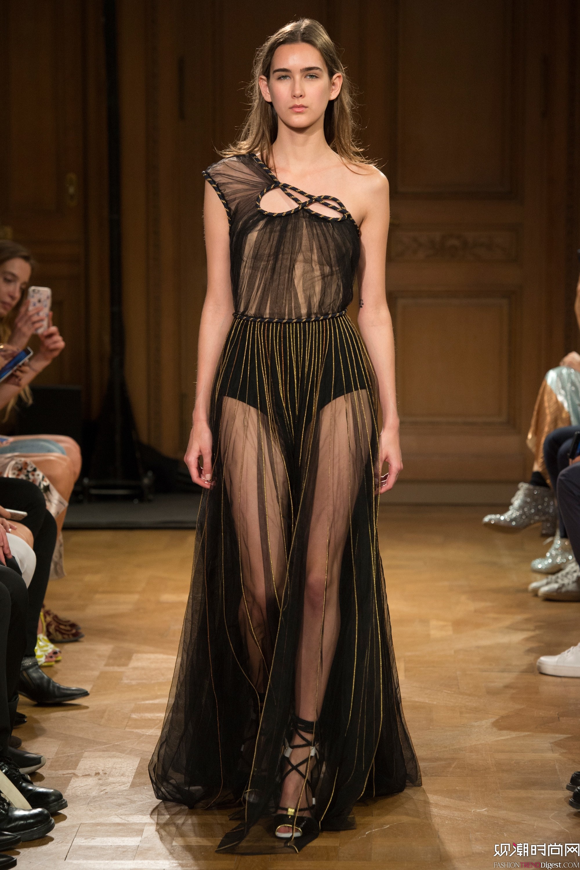 Vionnet 2017ϵ(chng)DƬ