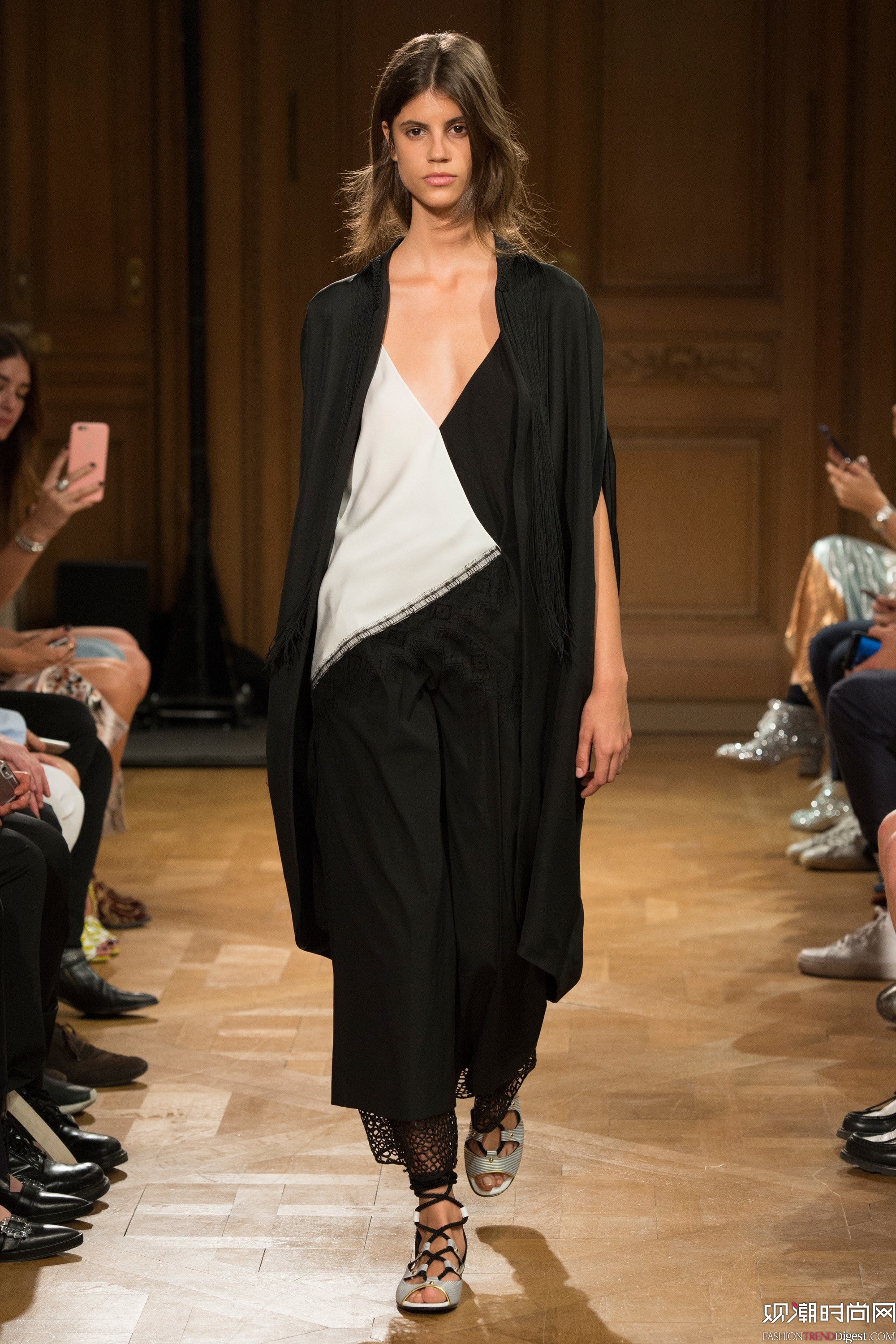 Vionnet 2017ϵDƬ