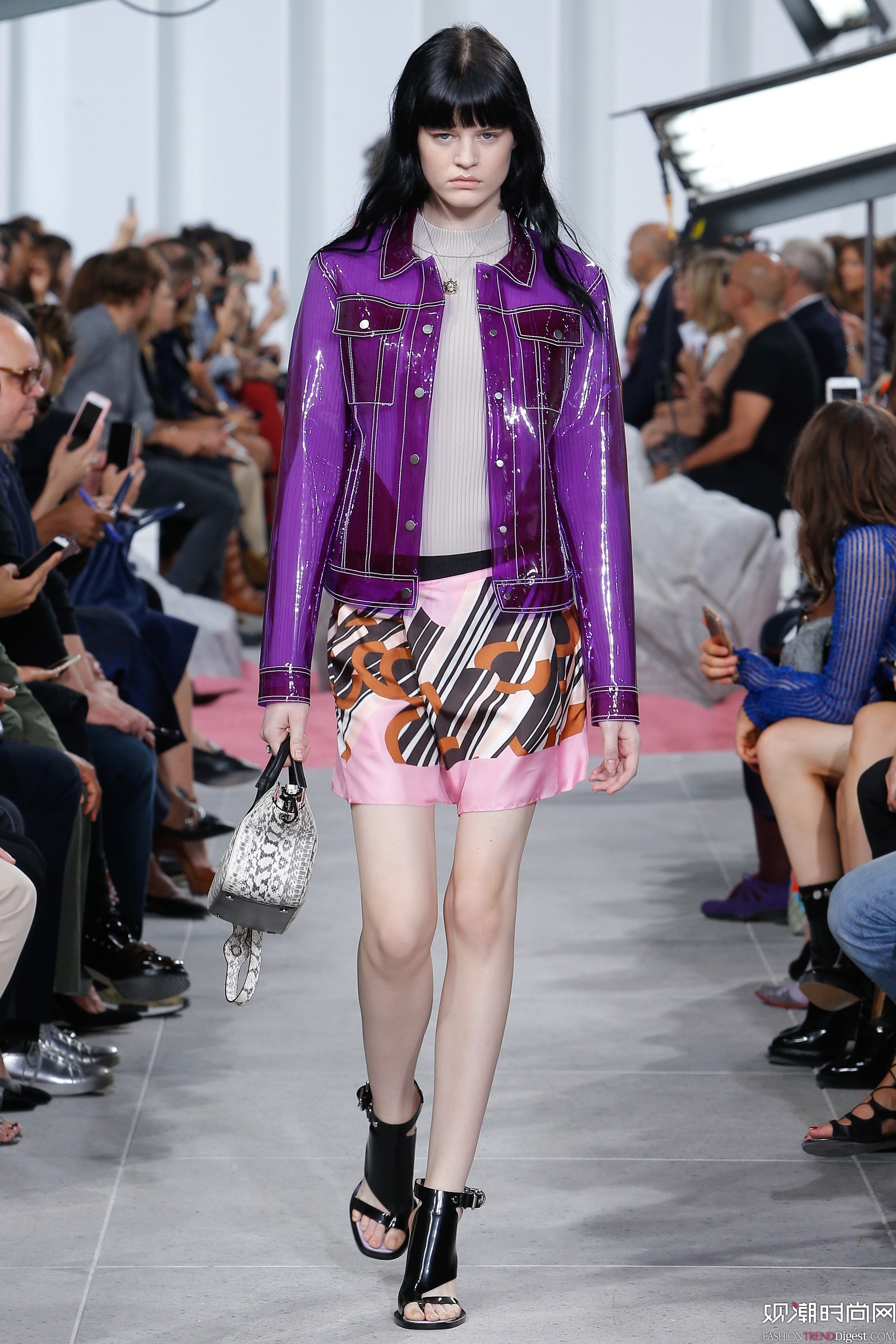 Carven 2017ϵDƬ