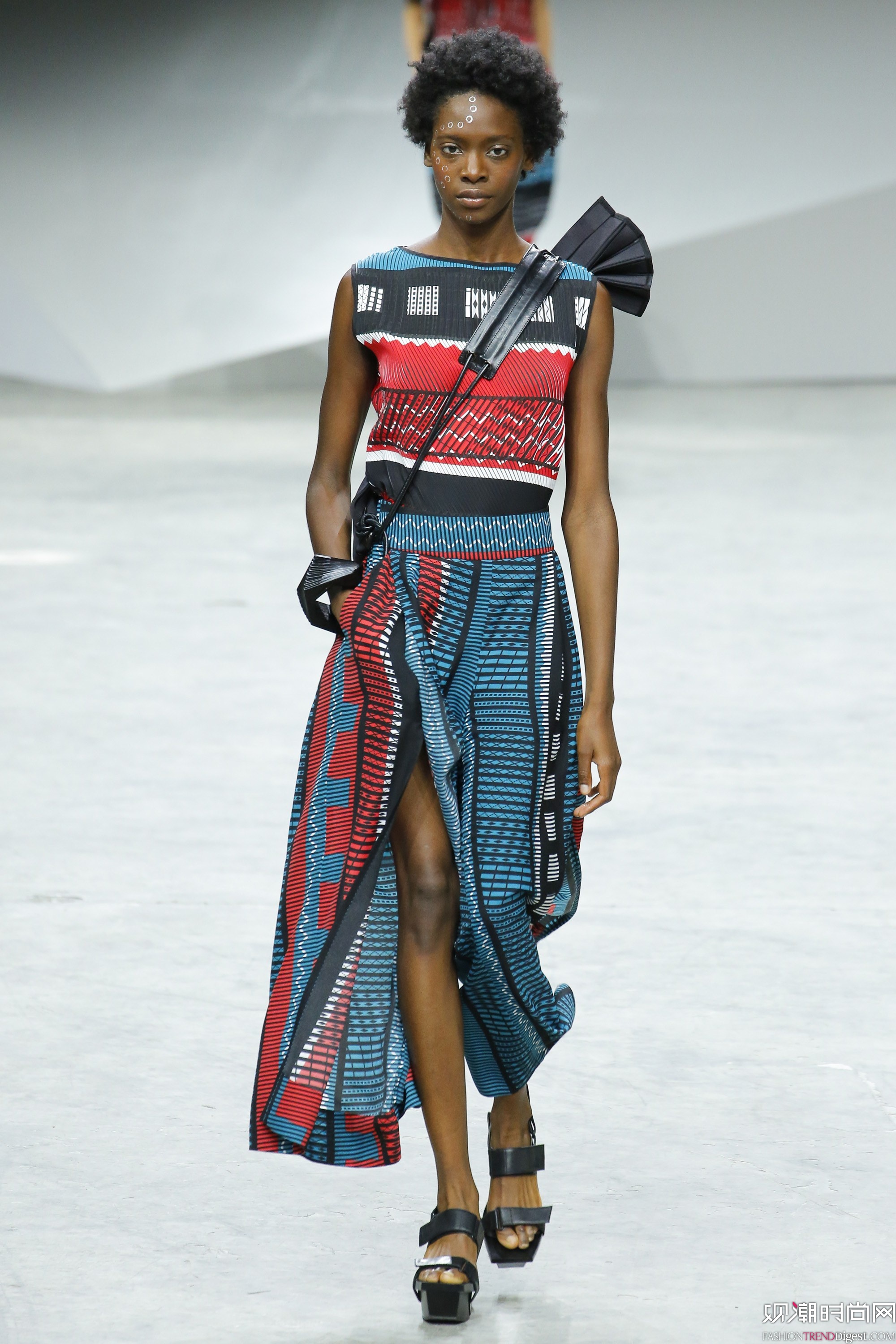Issey Miyake 2017ϵDƬ