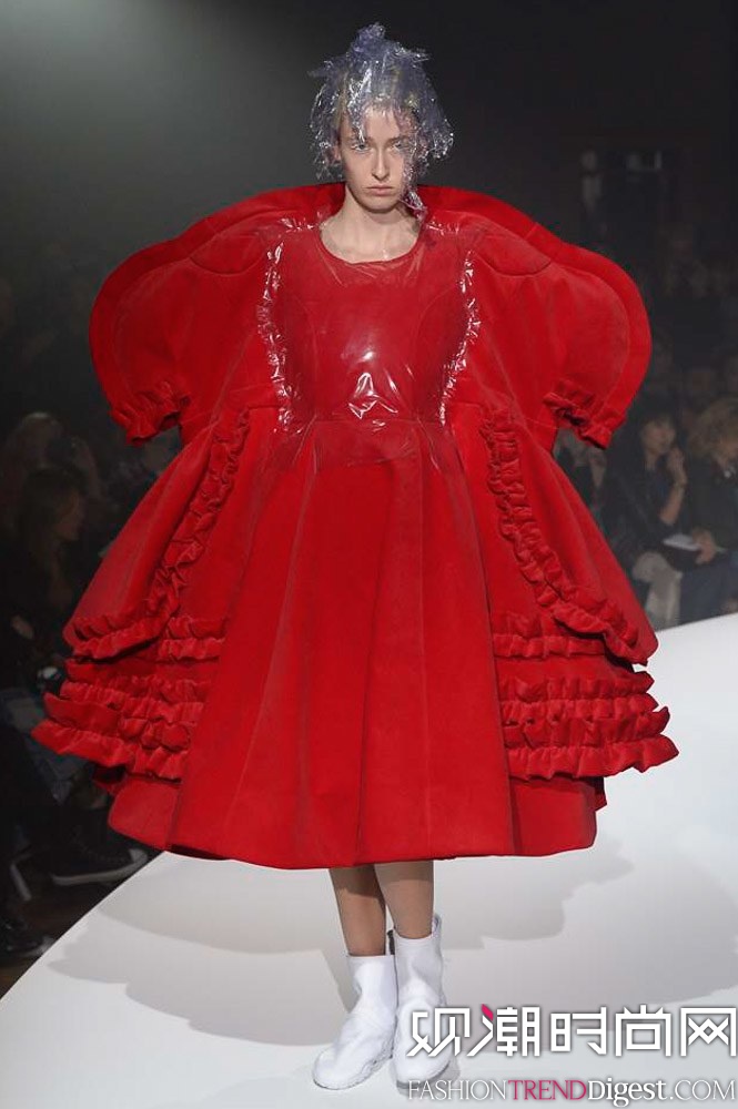 Comme des Garçons 2017ϵ㳡ͼƬ