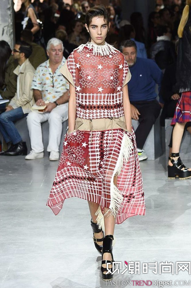 Sacai 2017ϵDƬ