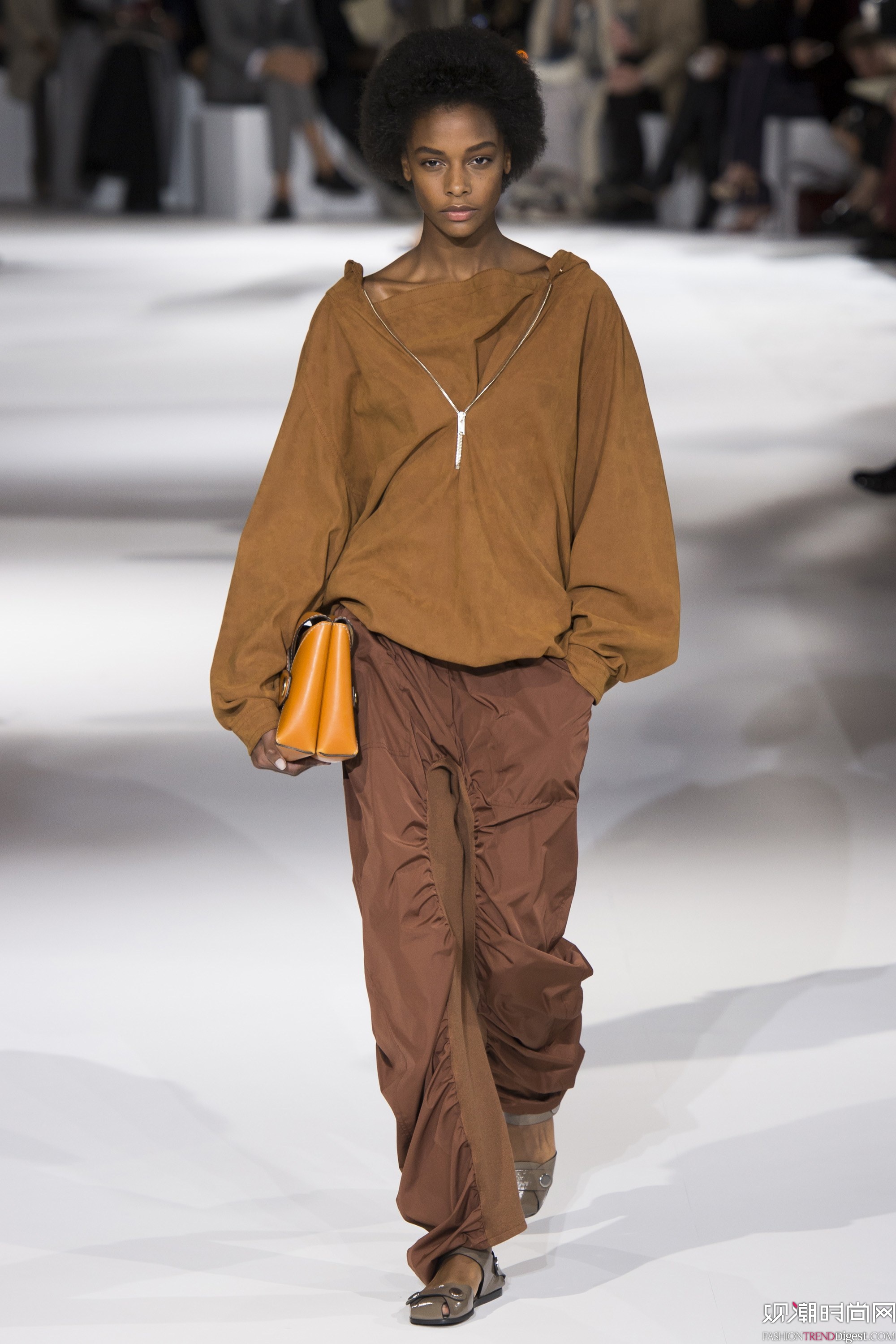 Stella McCartney 2017ϵ(chng)DƬ