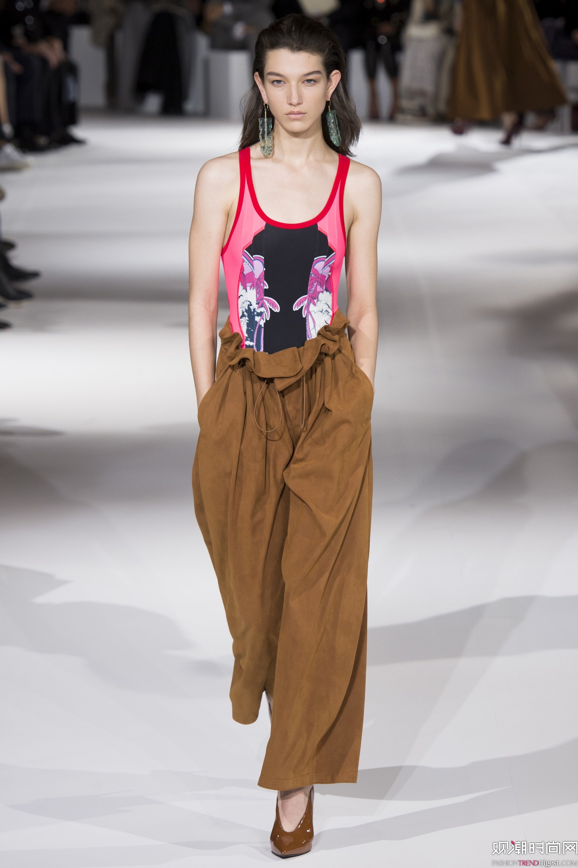 Stella McCartney 2017����ϵ���㳡����ͼƬ