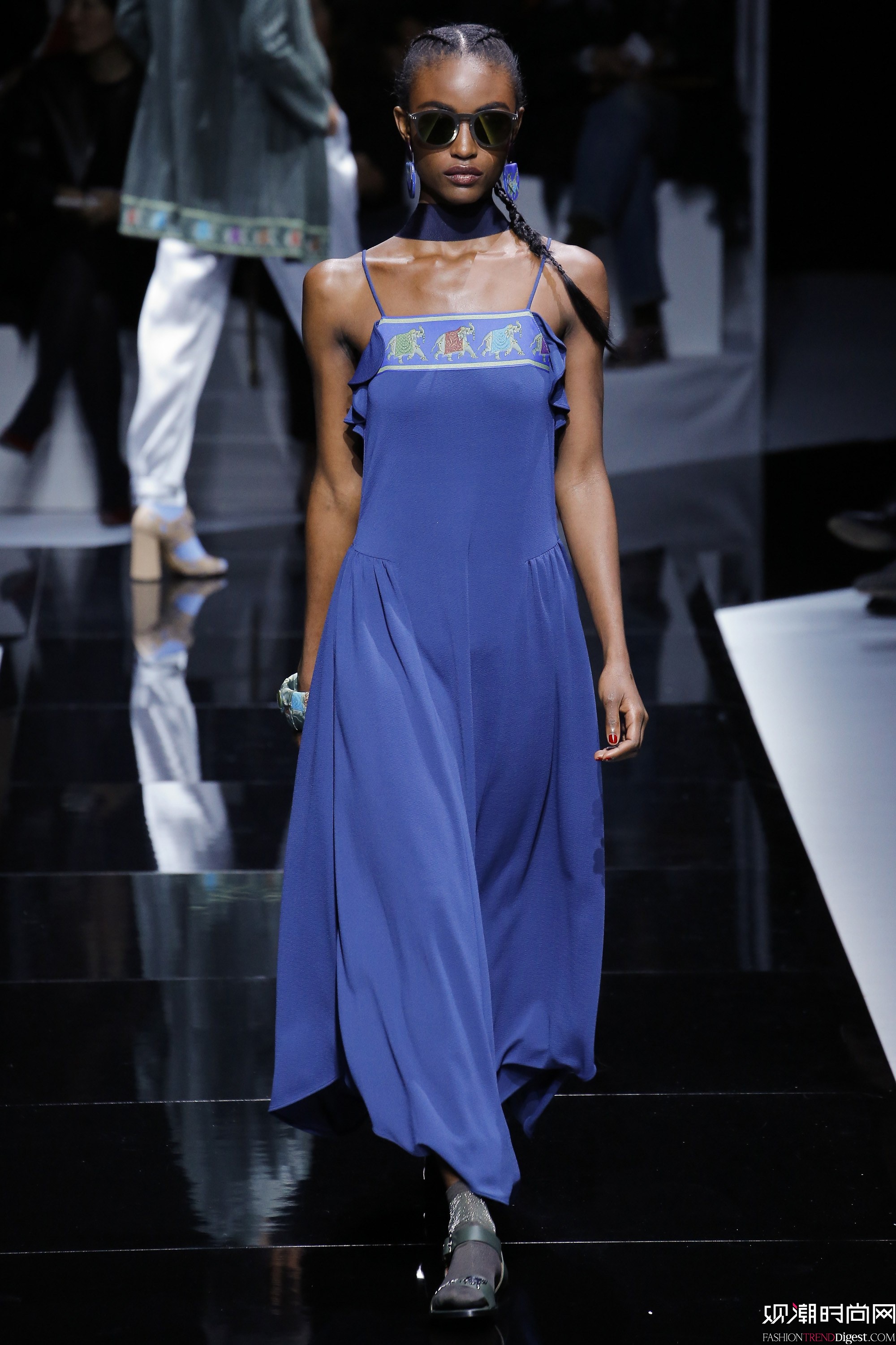 Emporio Armani 2017ϵDƬ