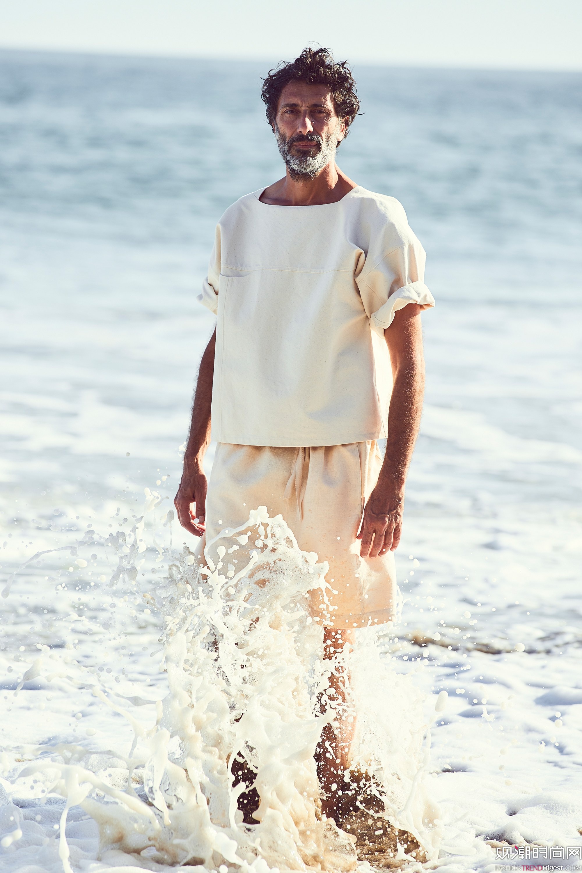 Electric Feathers 2017ϵLookBookDƬ