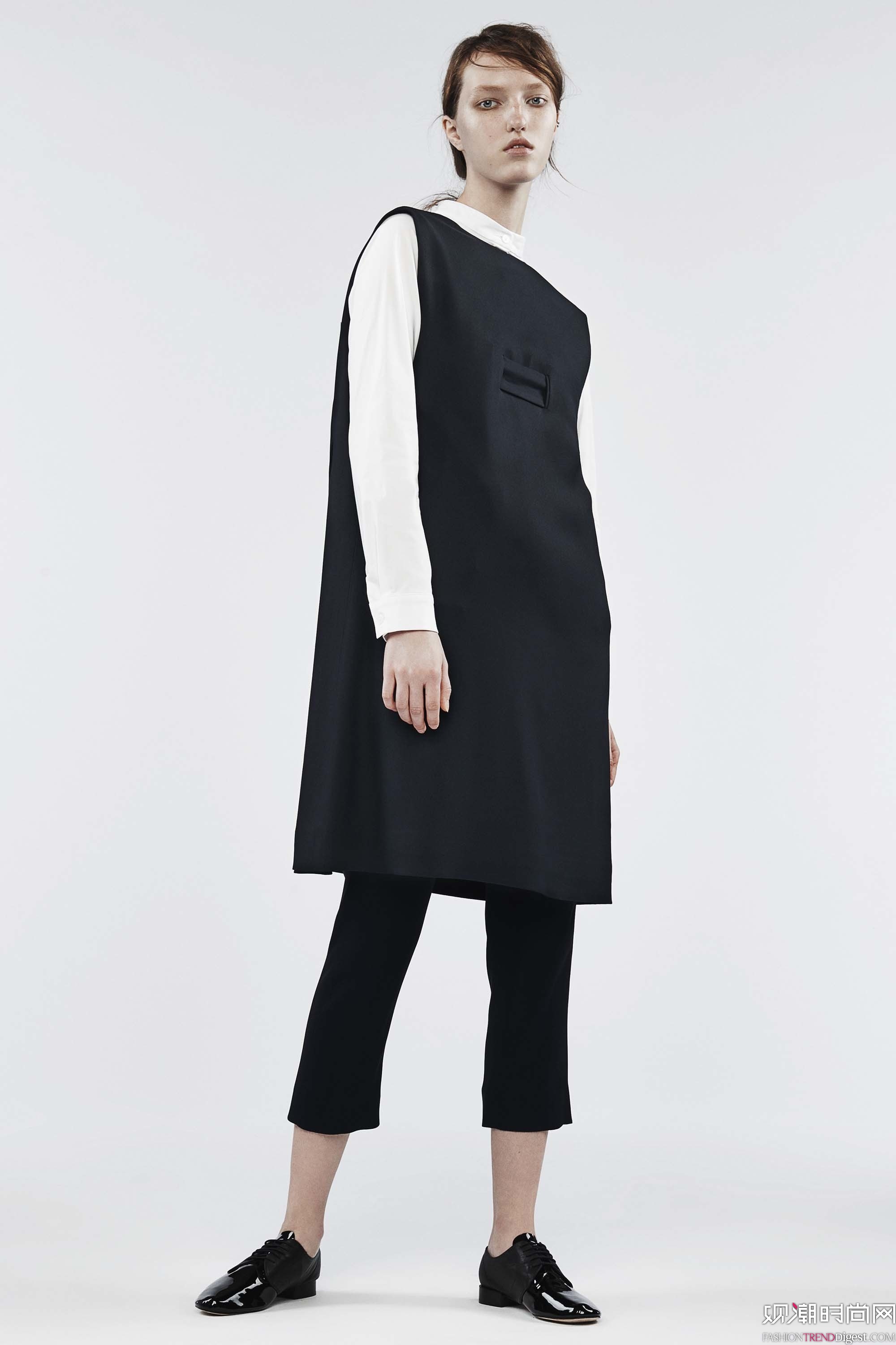 Ji Oh 2017紺ϵLookBookDƬ