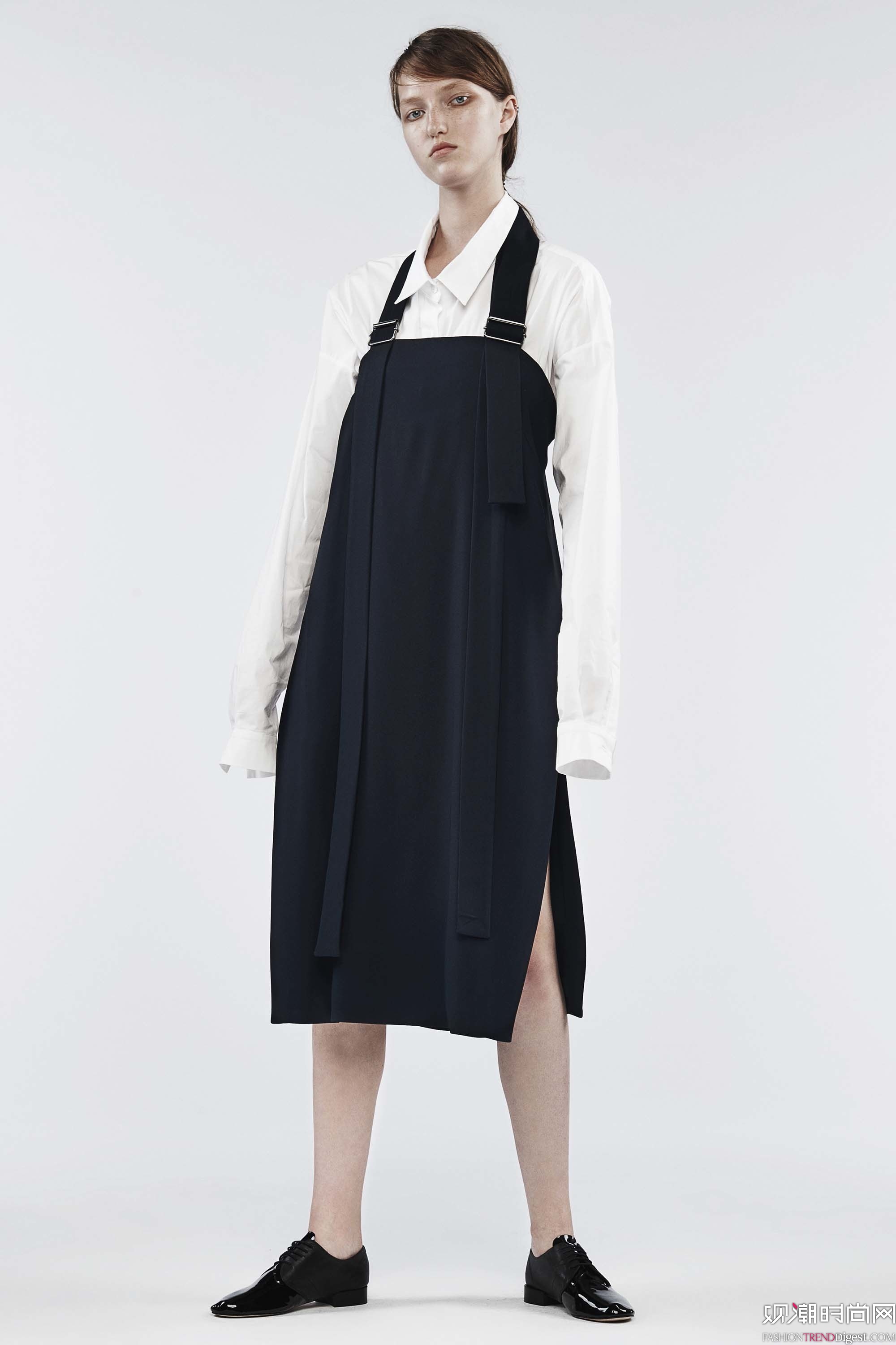 Ji Oh 2017紺ϵLookBookDƬ
