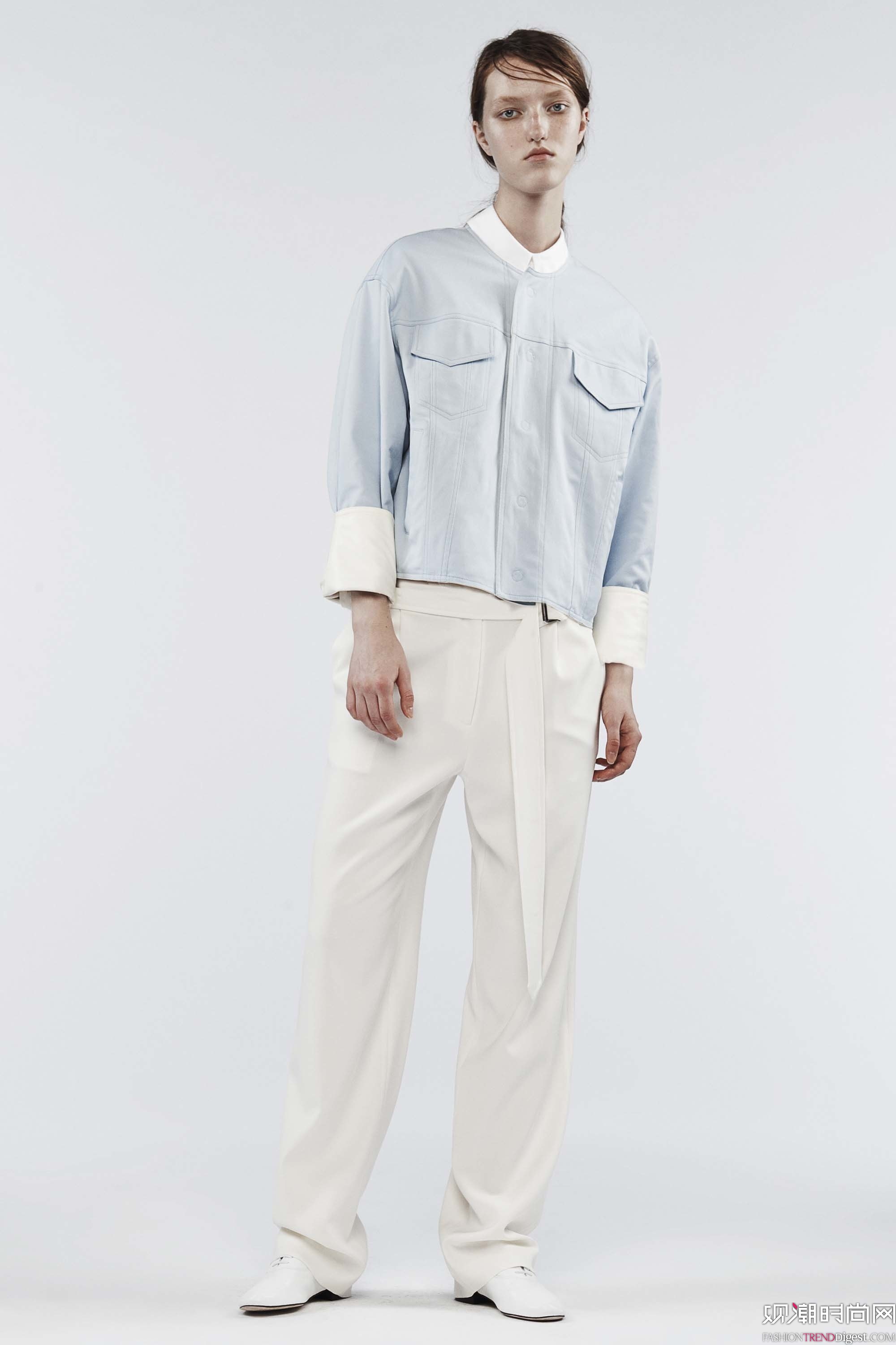 Ji Oh 2017紺ϵLookBookDƬ
