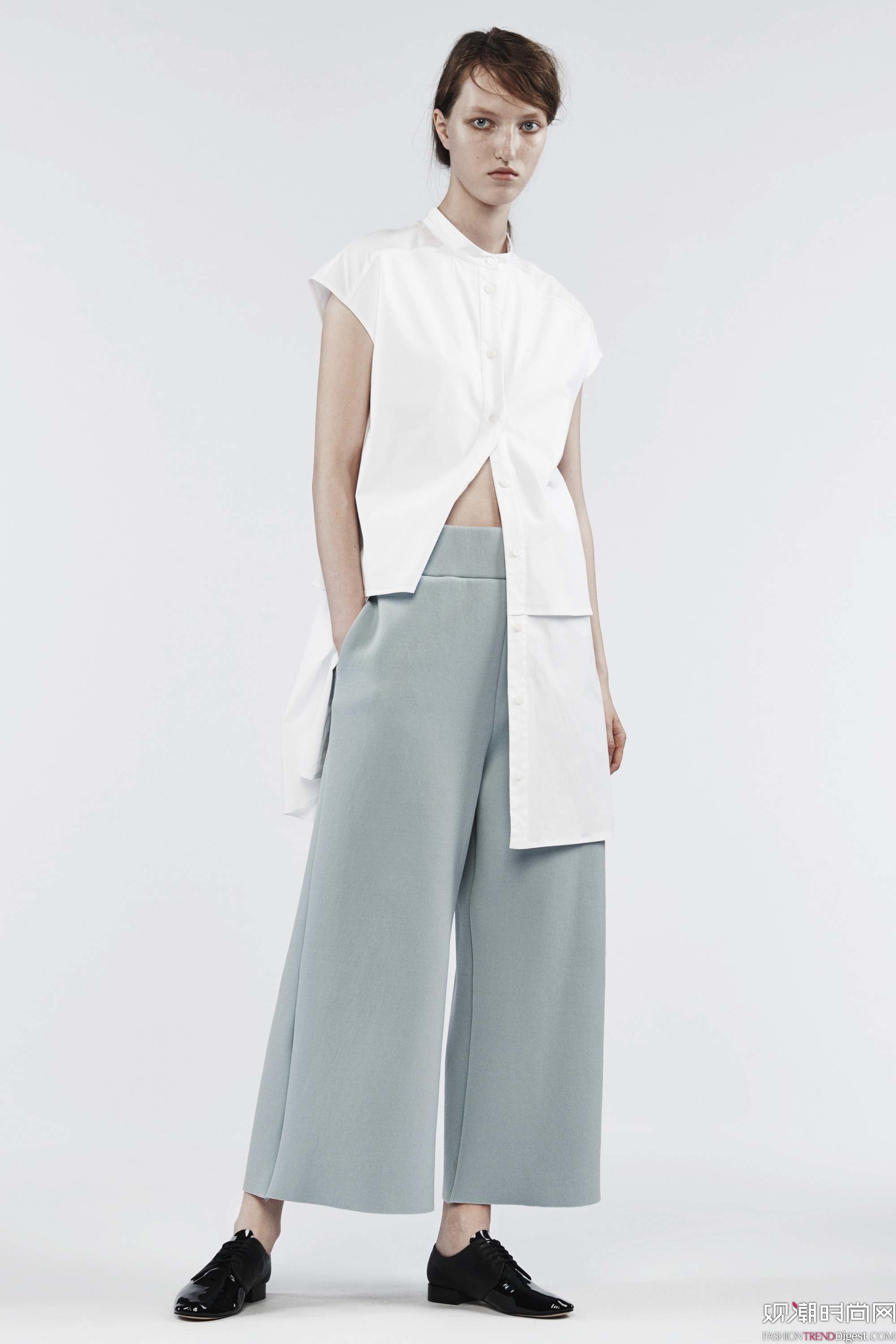 Ji Oh 2017紺ϵLookBookDƬ