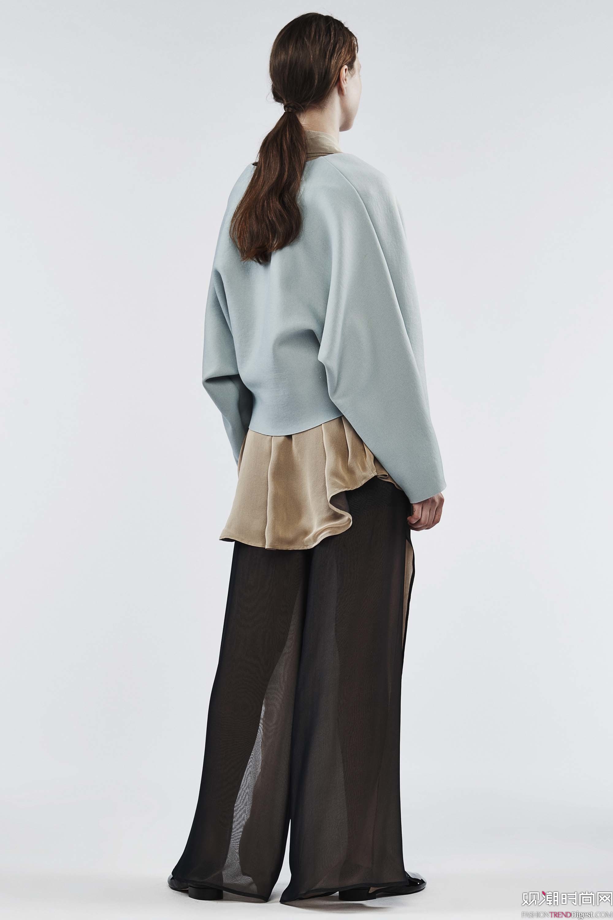 Ji Oh 2017紺ϵLookBookDƬ