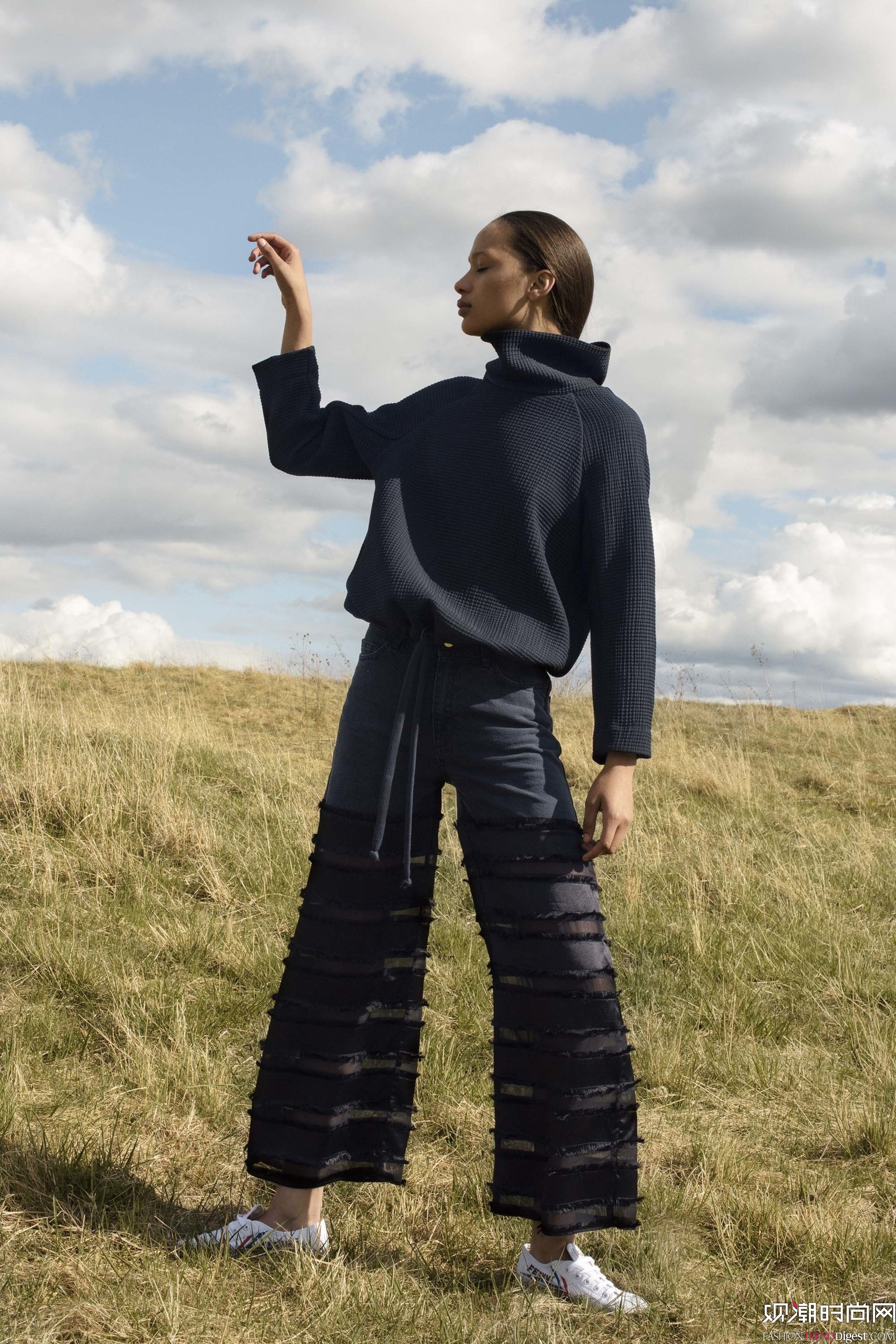 Rodebjer 2017紺ϵLookBookDƬ