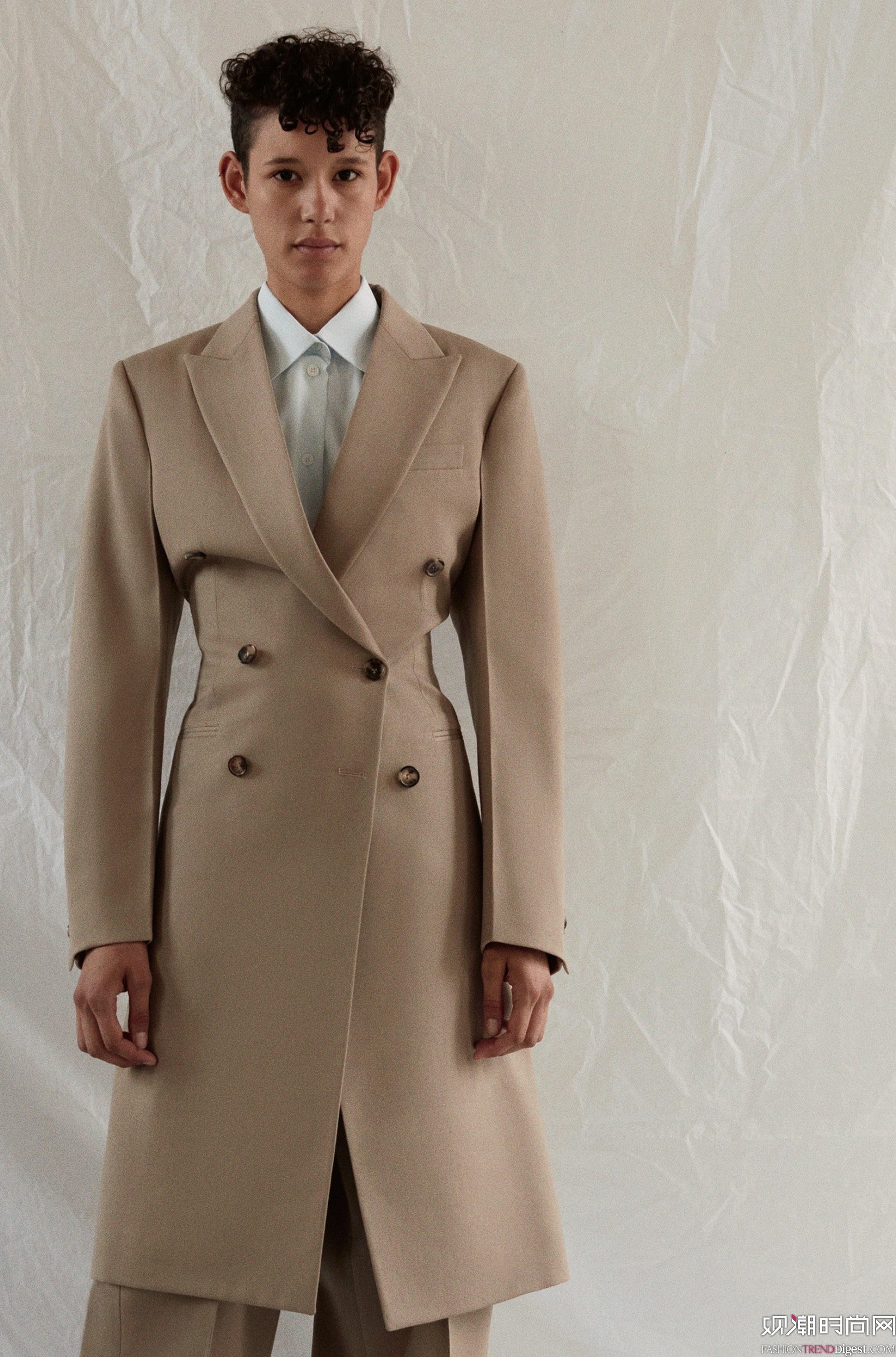 Cline 2017紺ϵLookBookDƬ