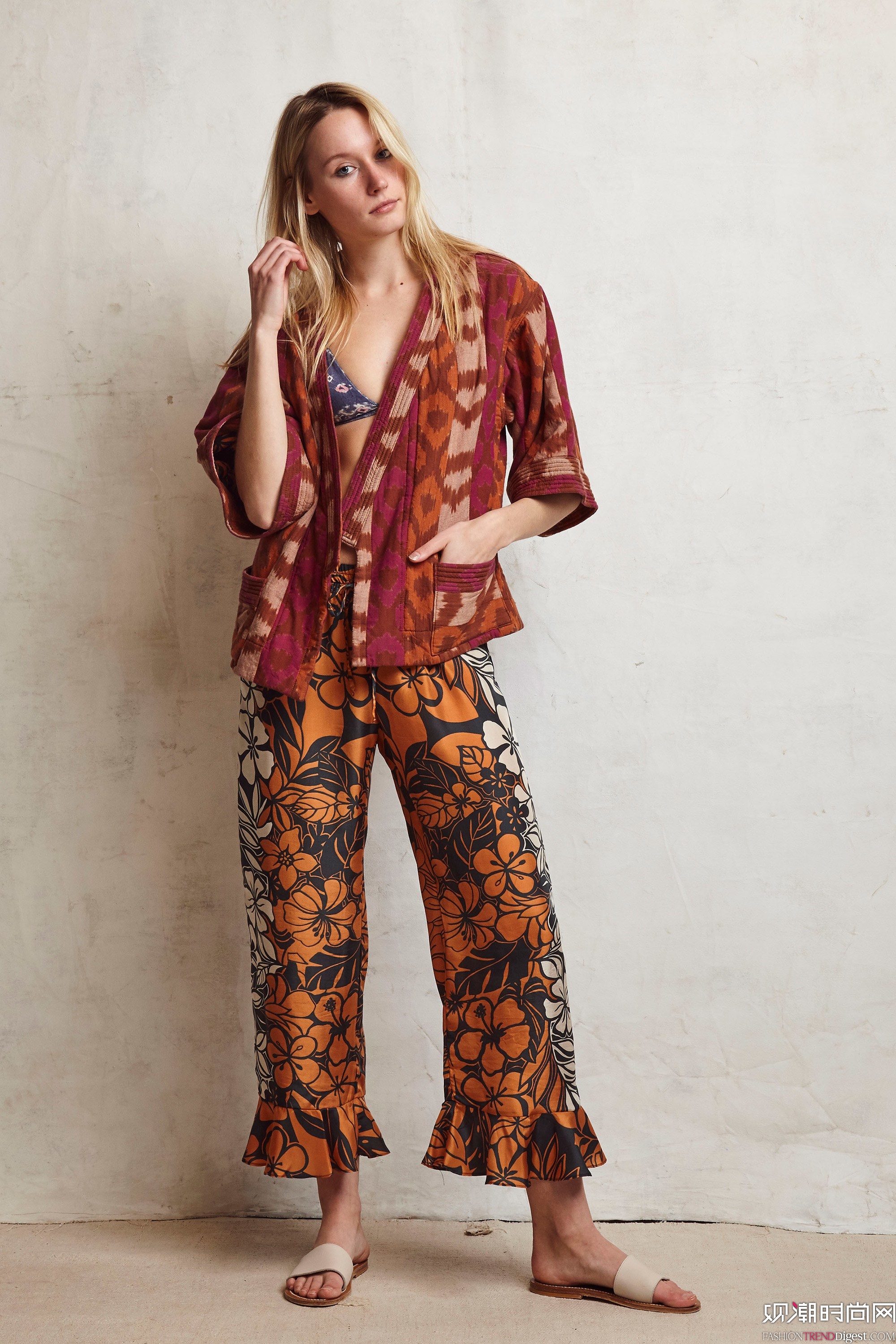 Warm 2017ϵLookBookDƬ