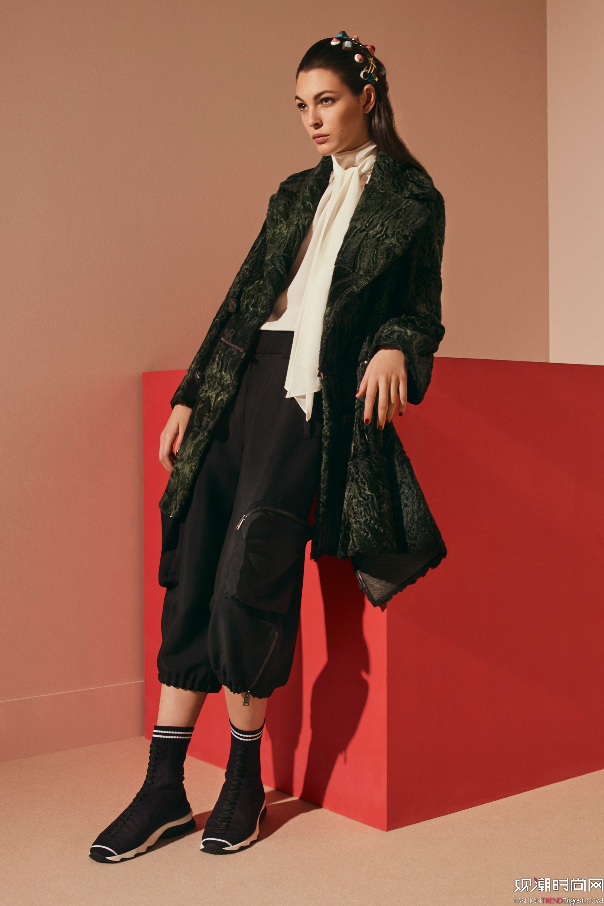 Fendi 2017ϵLookBookDƬ