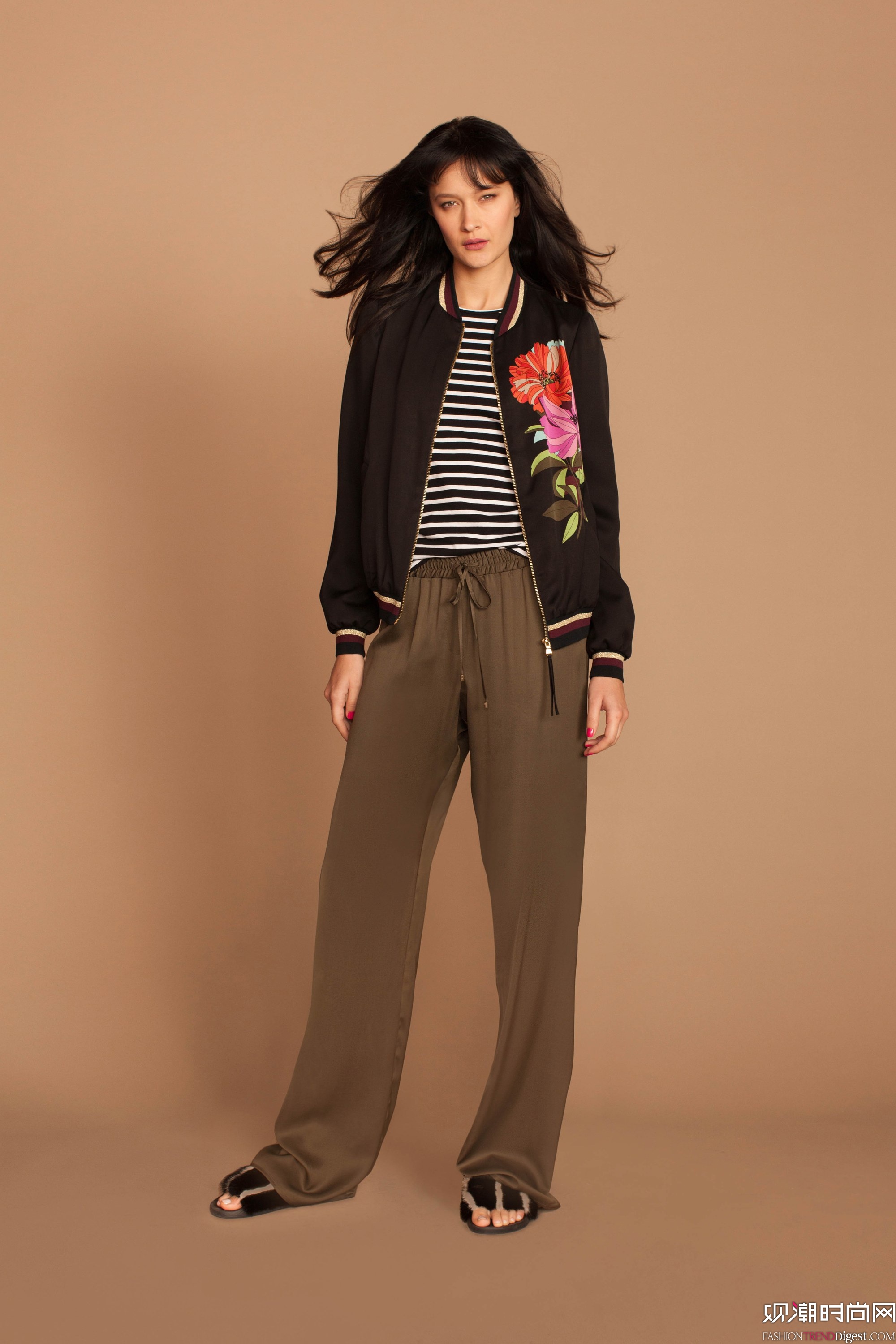 Trina Turk 2017ϵLookBookDƬ