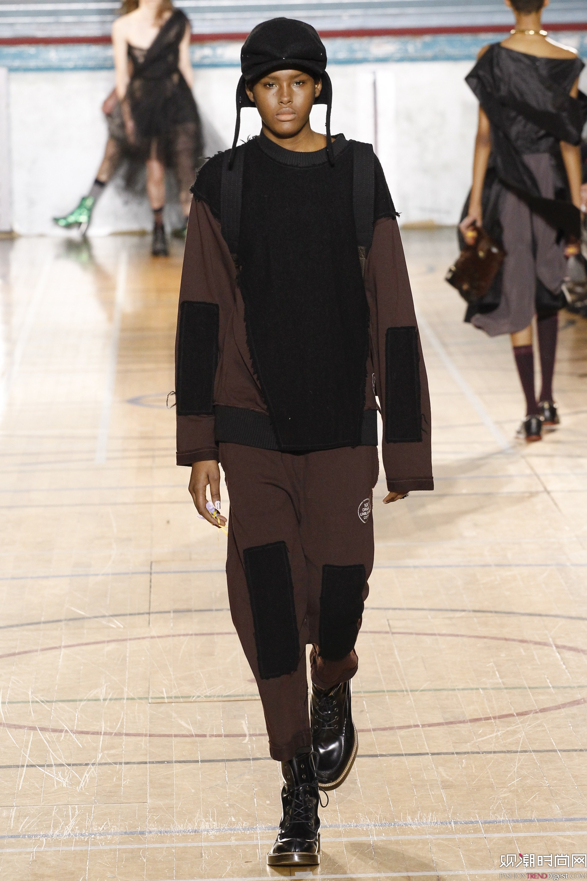 Vivienne Westwood 2017�ﶬϵ���㳡����ͼƬ