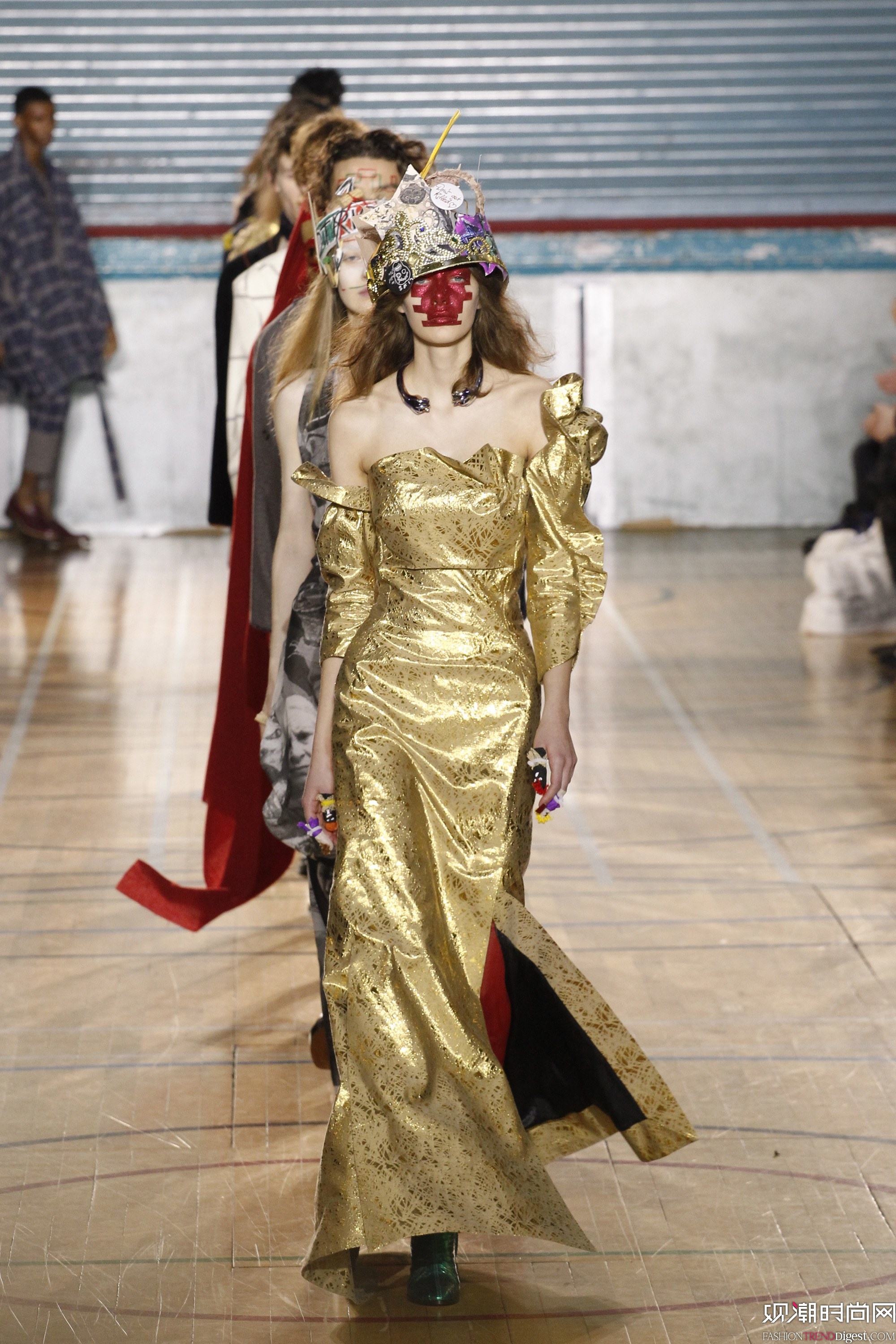 Vivienne Westwood 2017�ﶬϵ���㳡����ͼƬ