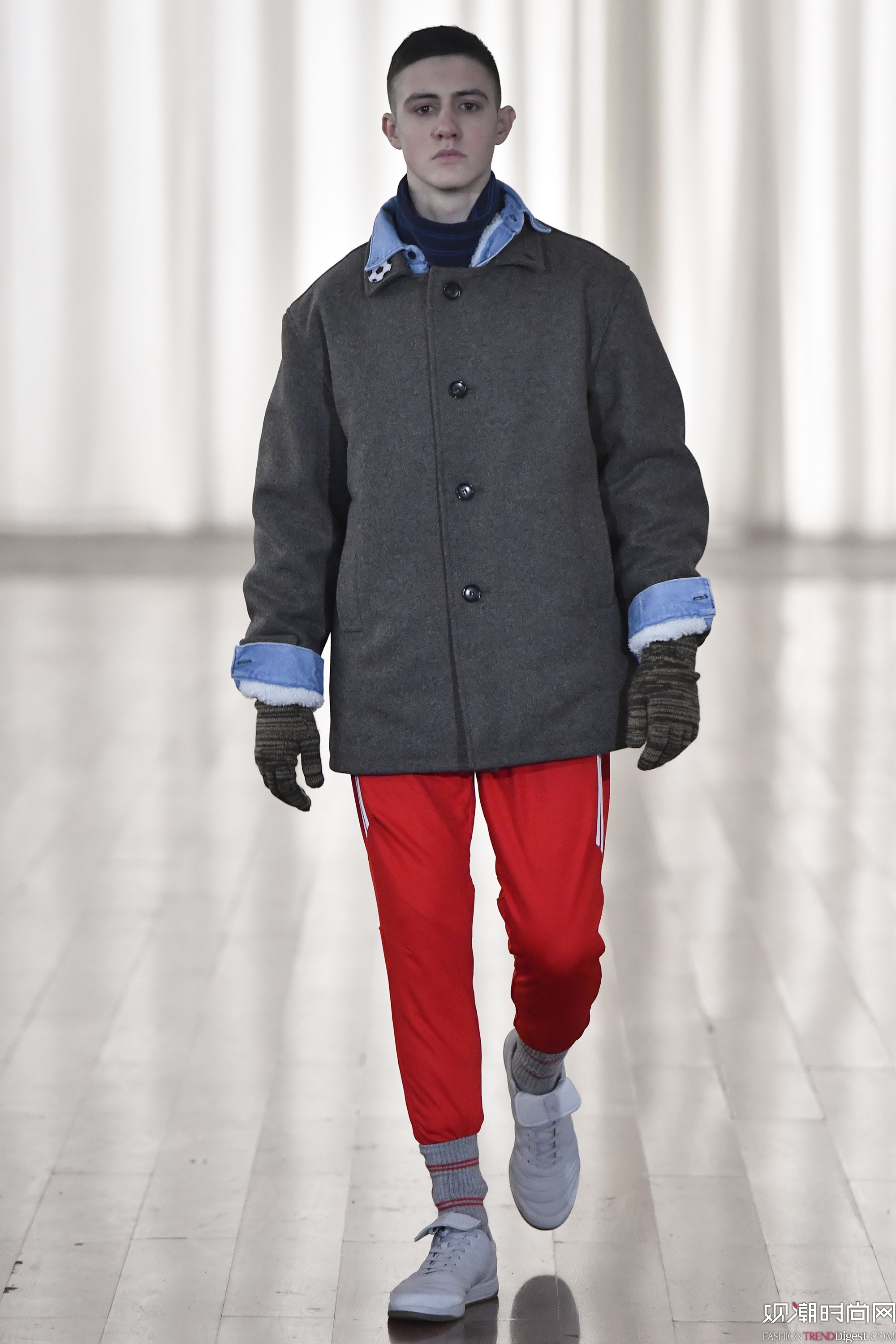 Gosha Rubchinskiy 2017ﶬbܸDƬ